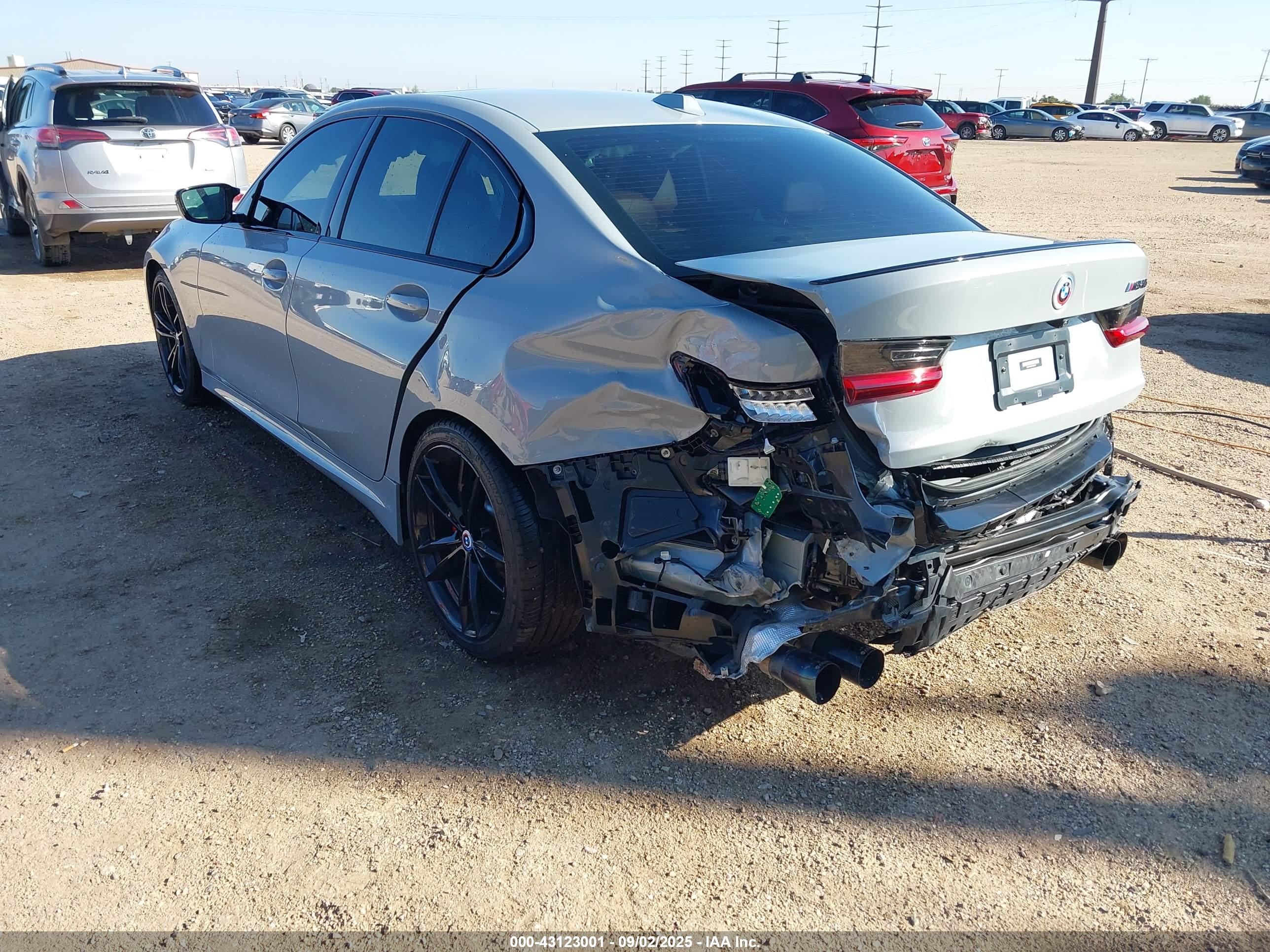 BMW 3 image 3