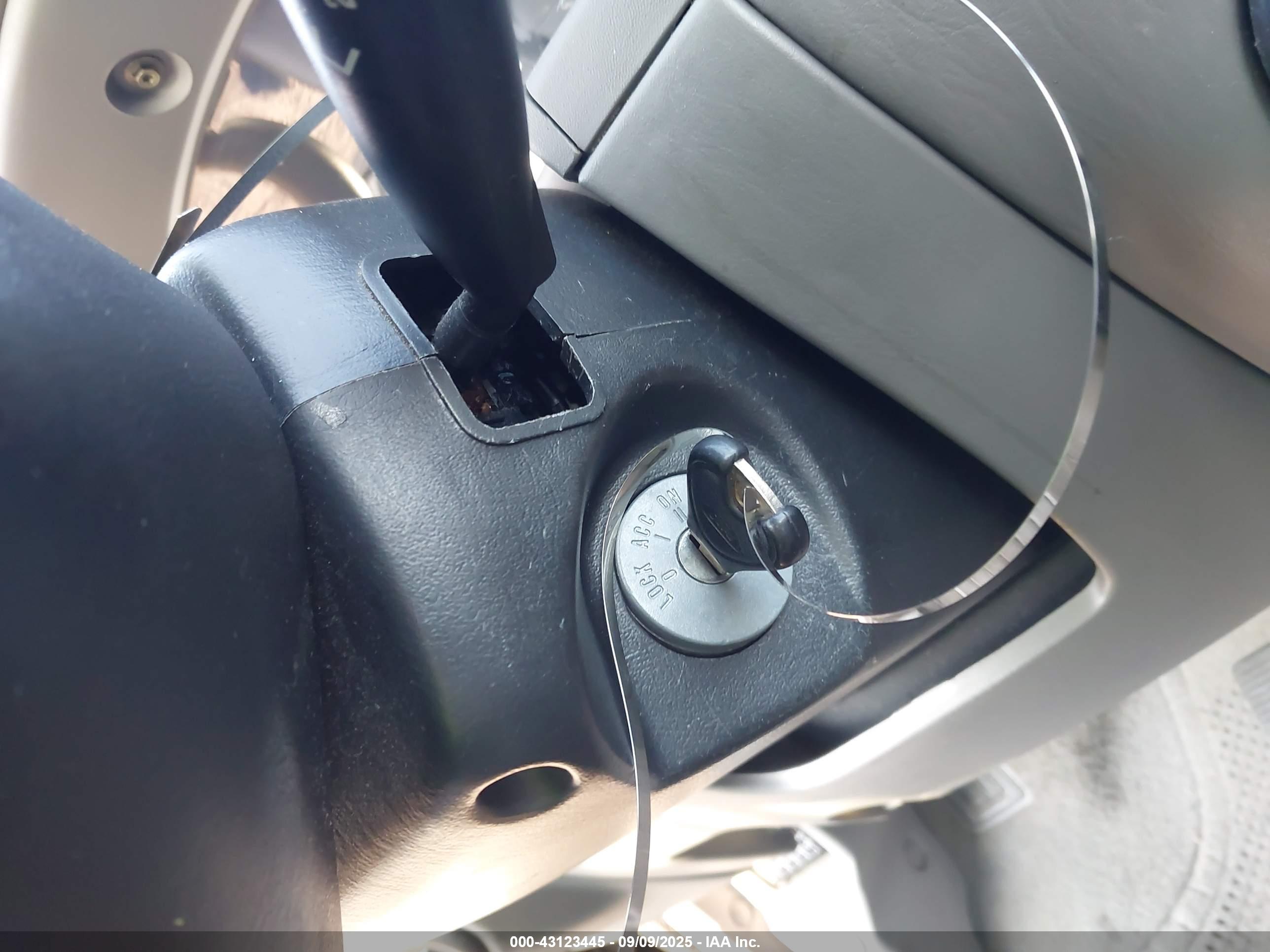 FORD ESCORT image 11