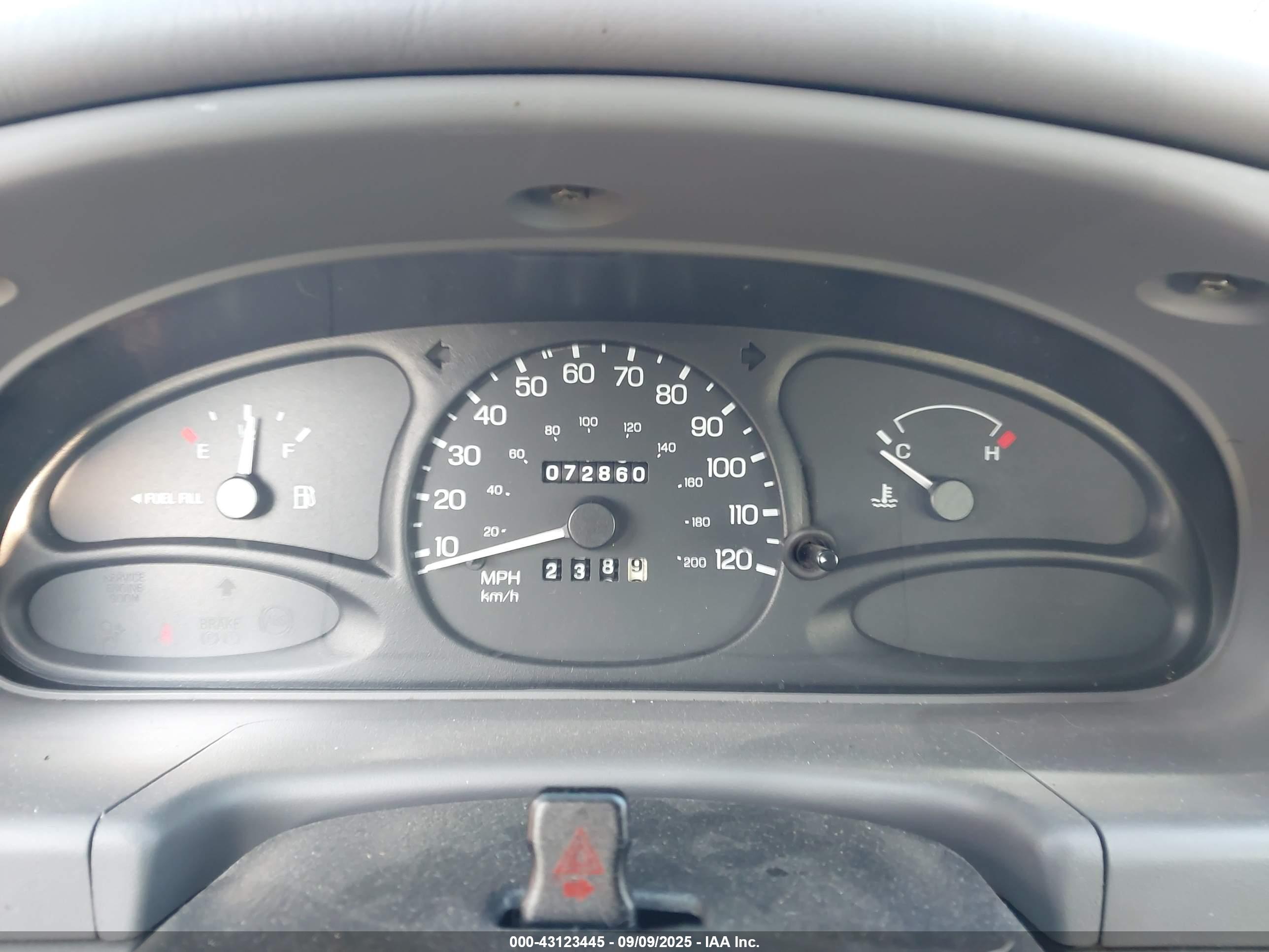 FORD ESCORT image 7