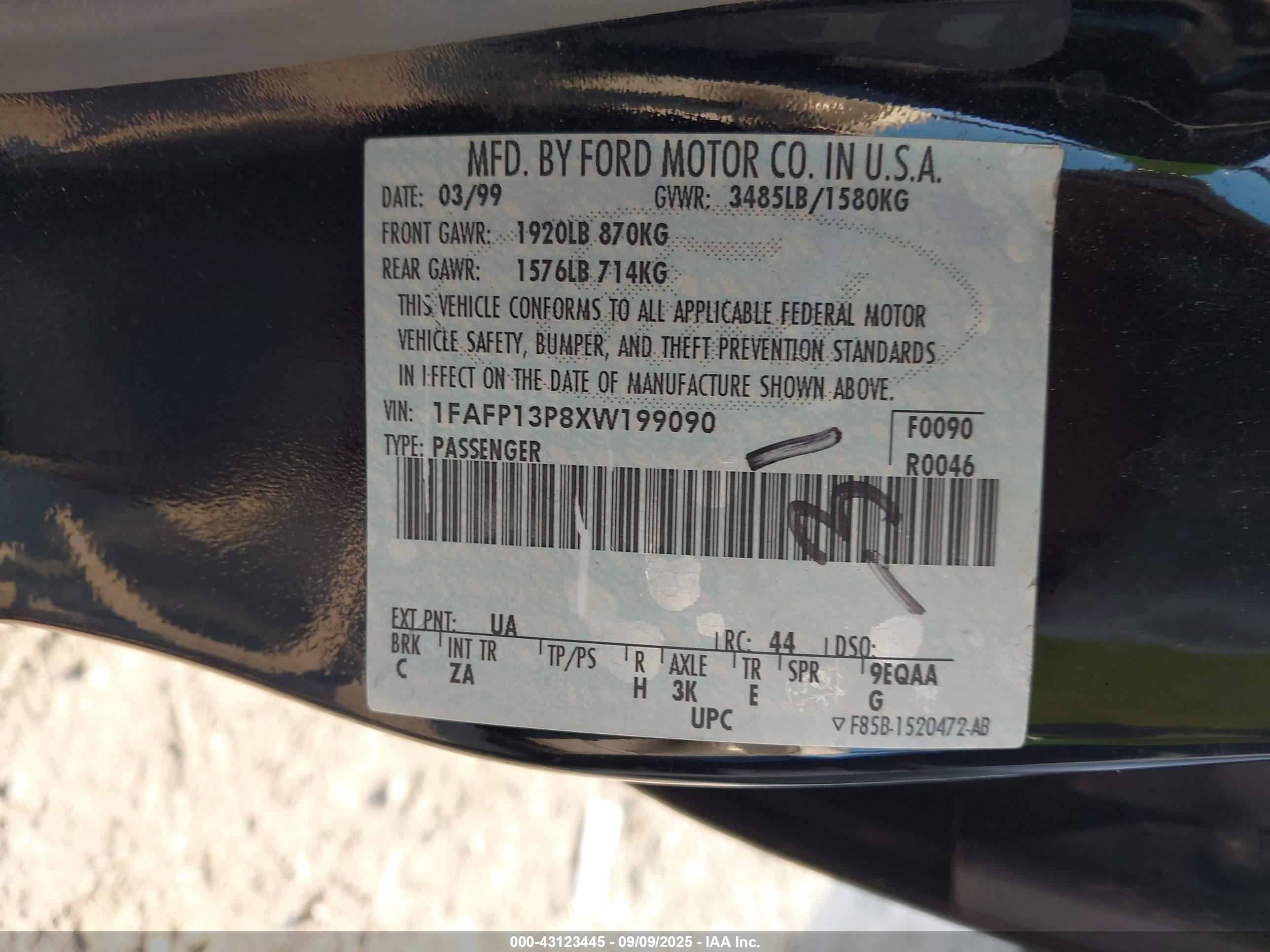 FORD ESCORT image 9