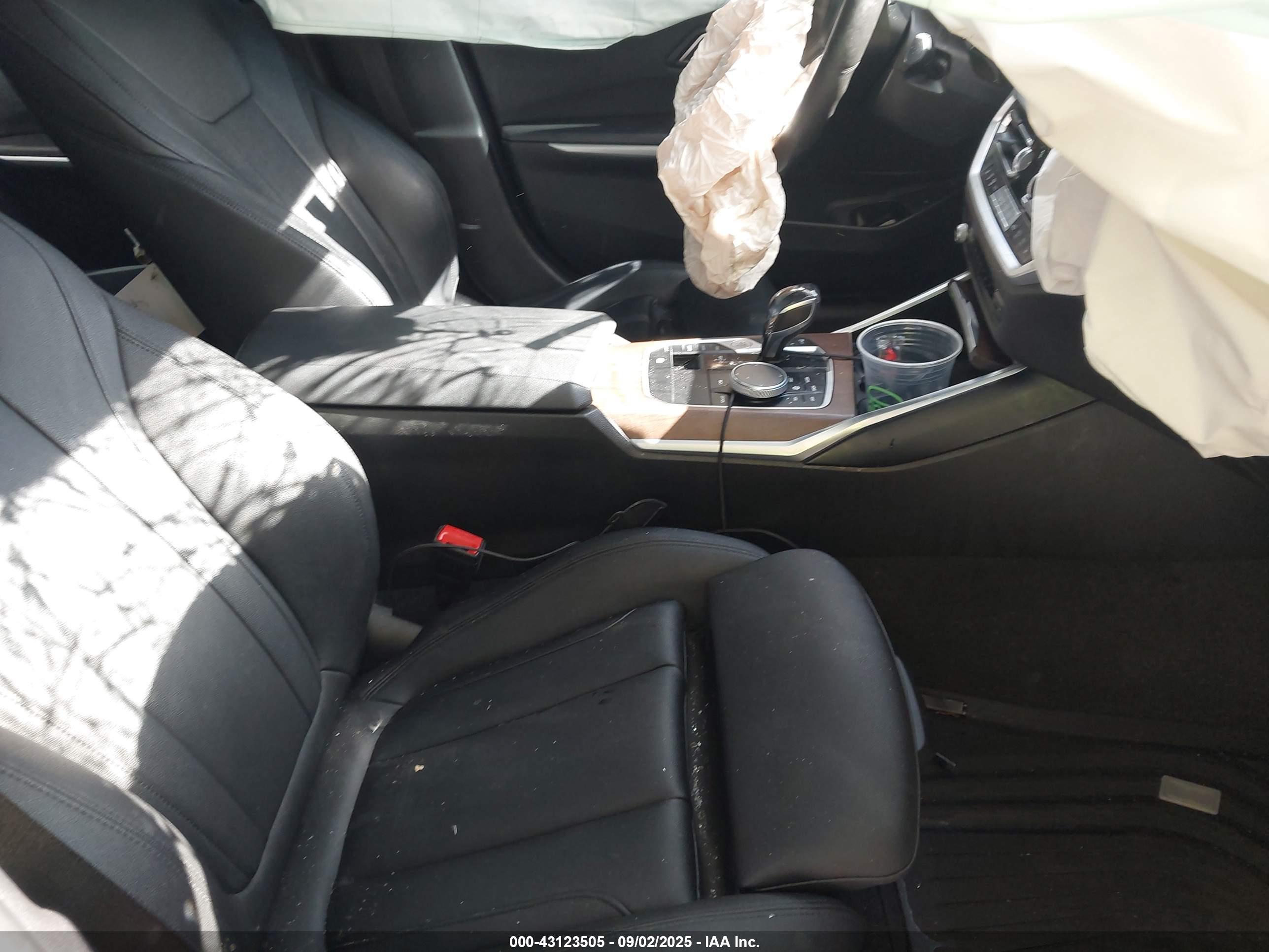 BMW 330I image 5