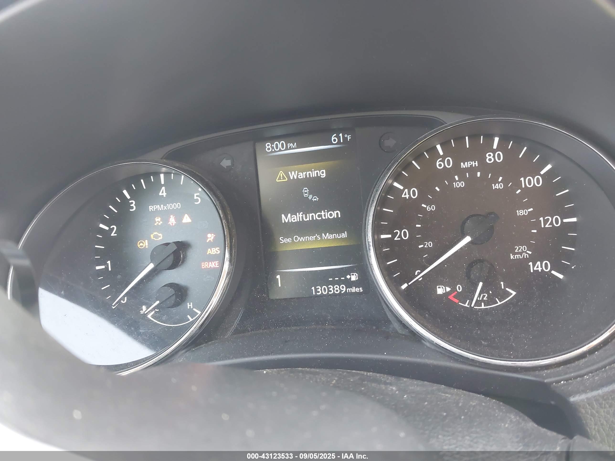NISSAN ROGUE image 7