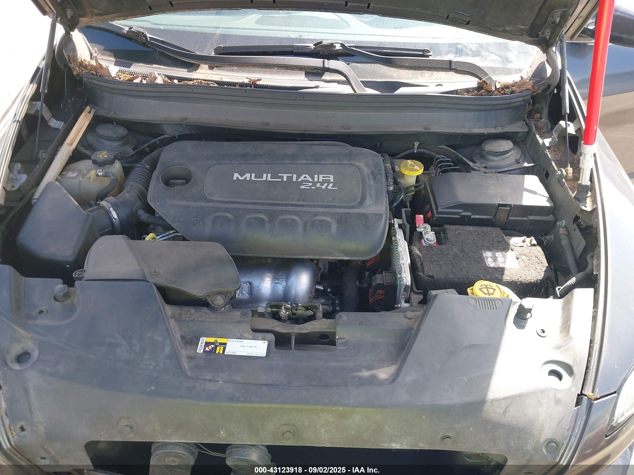 JEEP CHEROKEE image 10