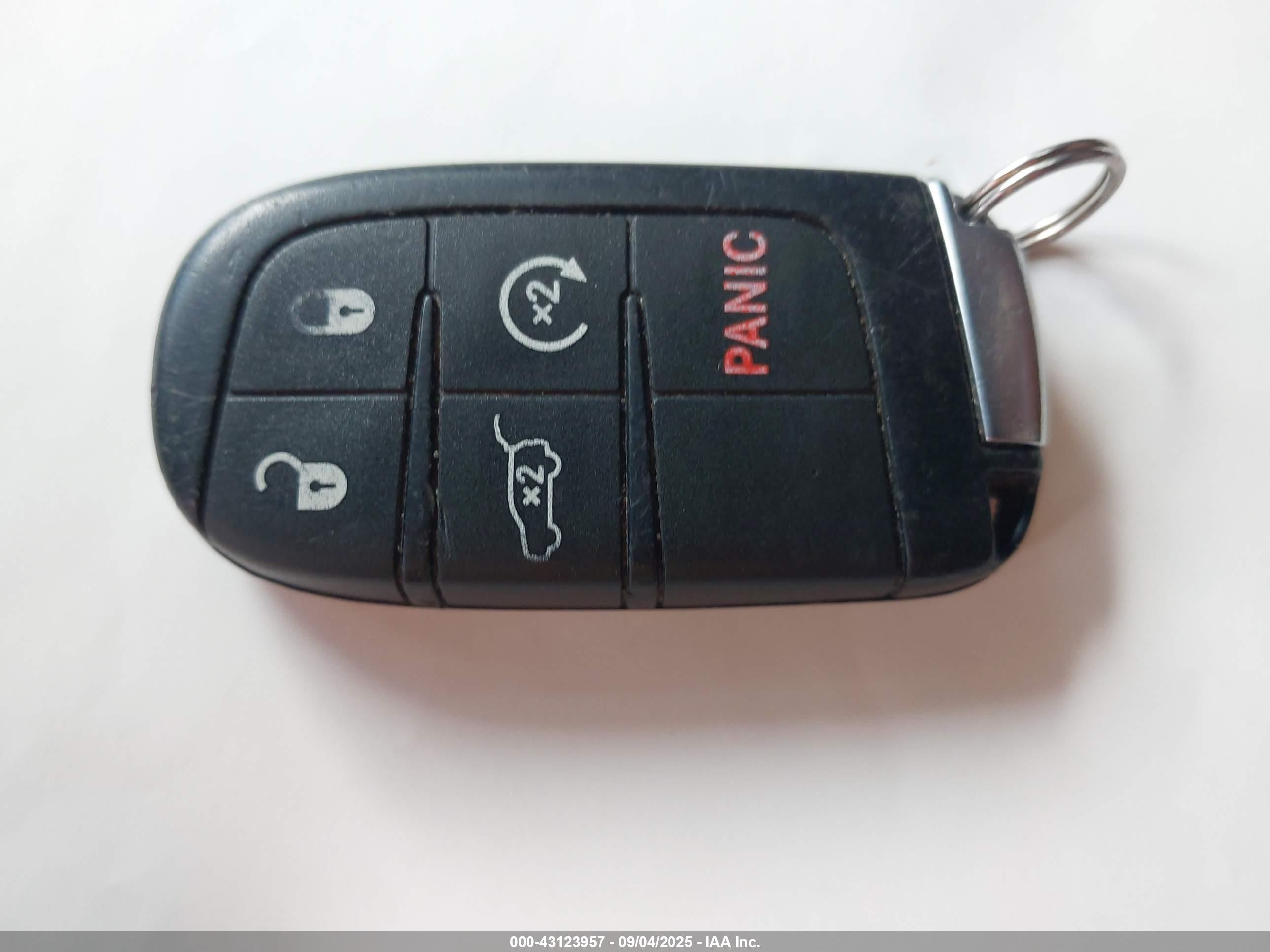 JEEP GRAND image 11