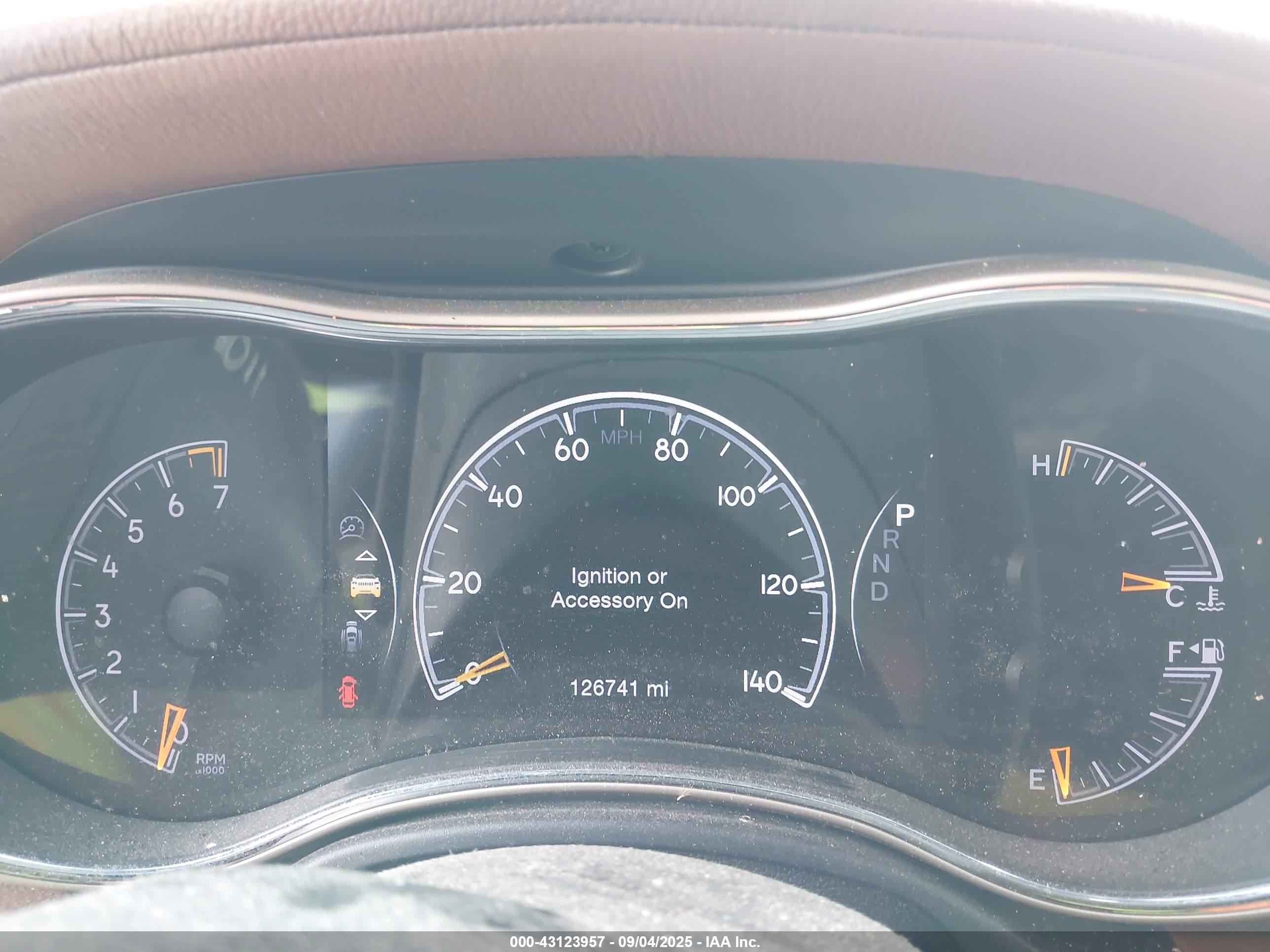 JEEP GRAND image 7