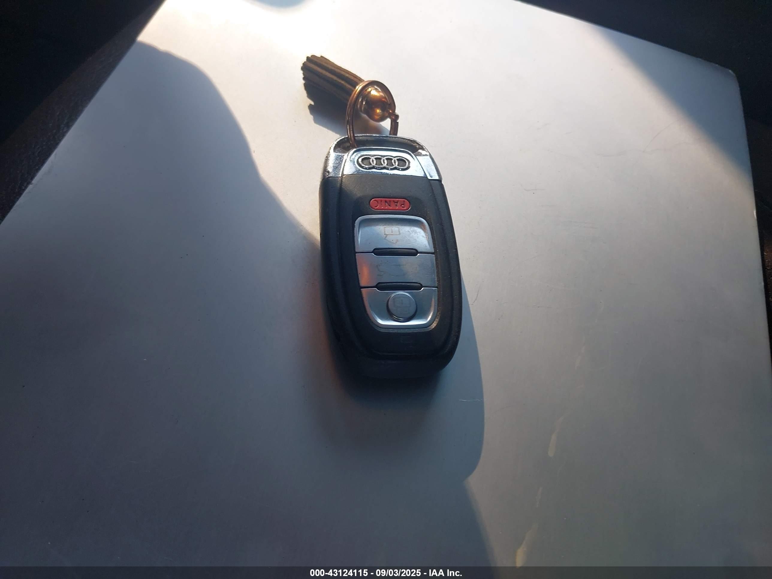 AUDI Q5 image 11