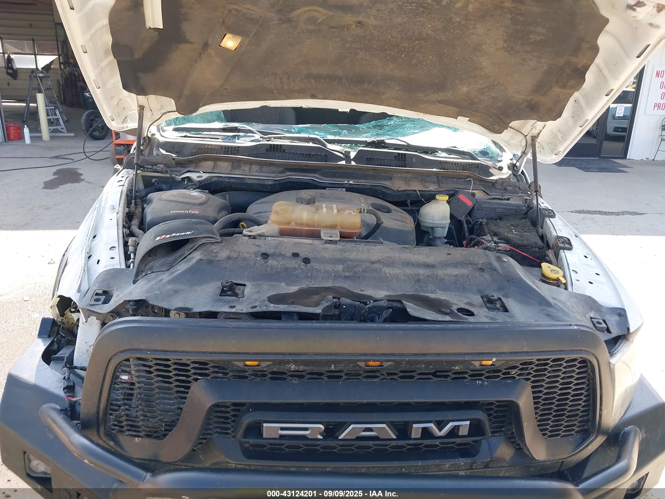 RAM 1500 image 10