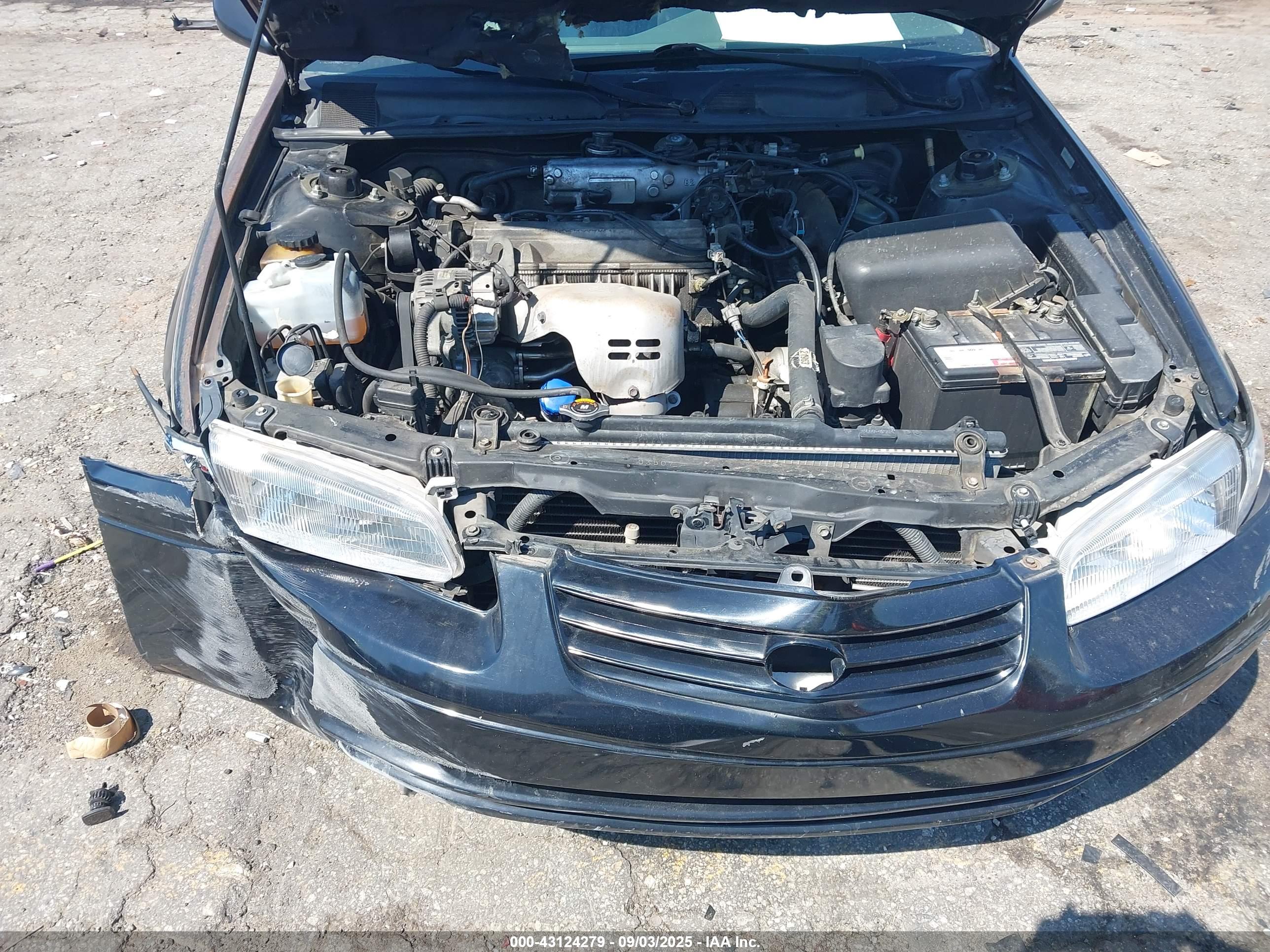 TOYOTA CAMRY image 10
