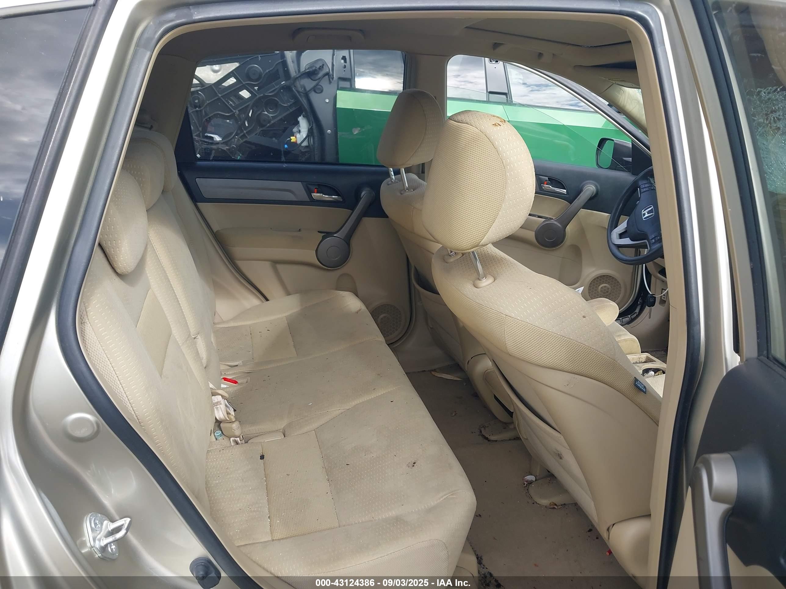 HONDA CR-V image 8
