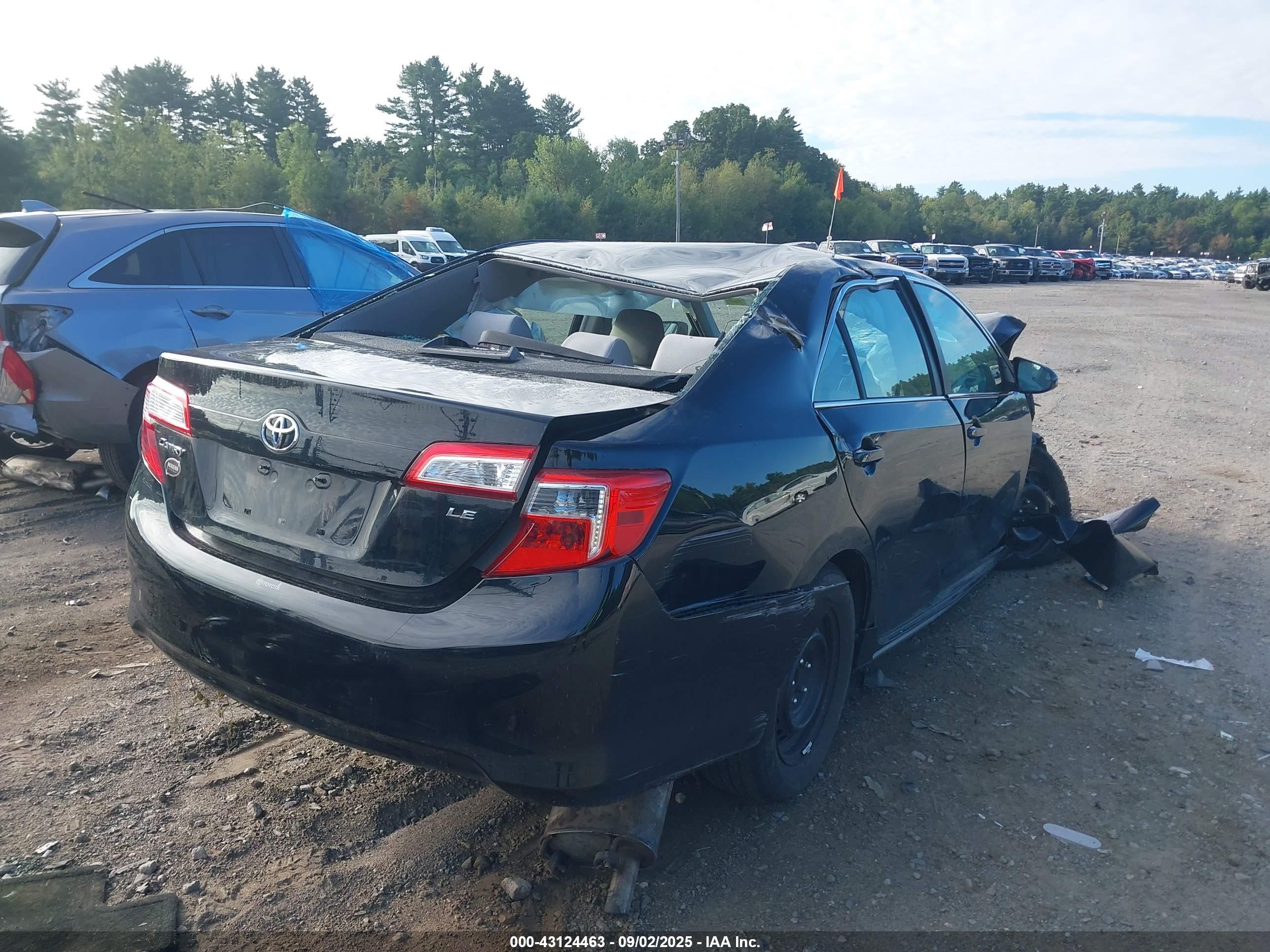 TOYOTA CAMRY image 4