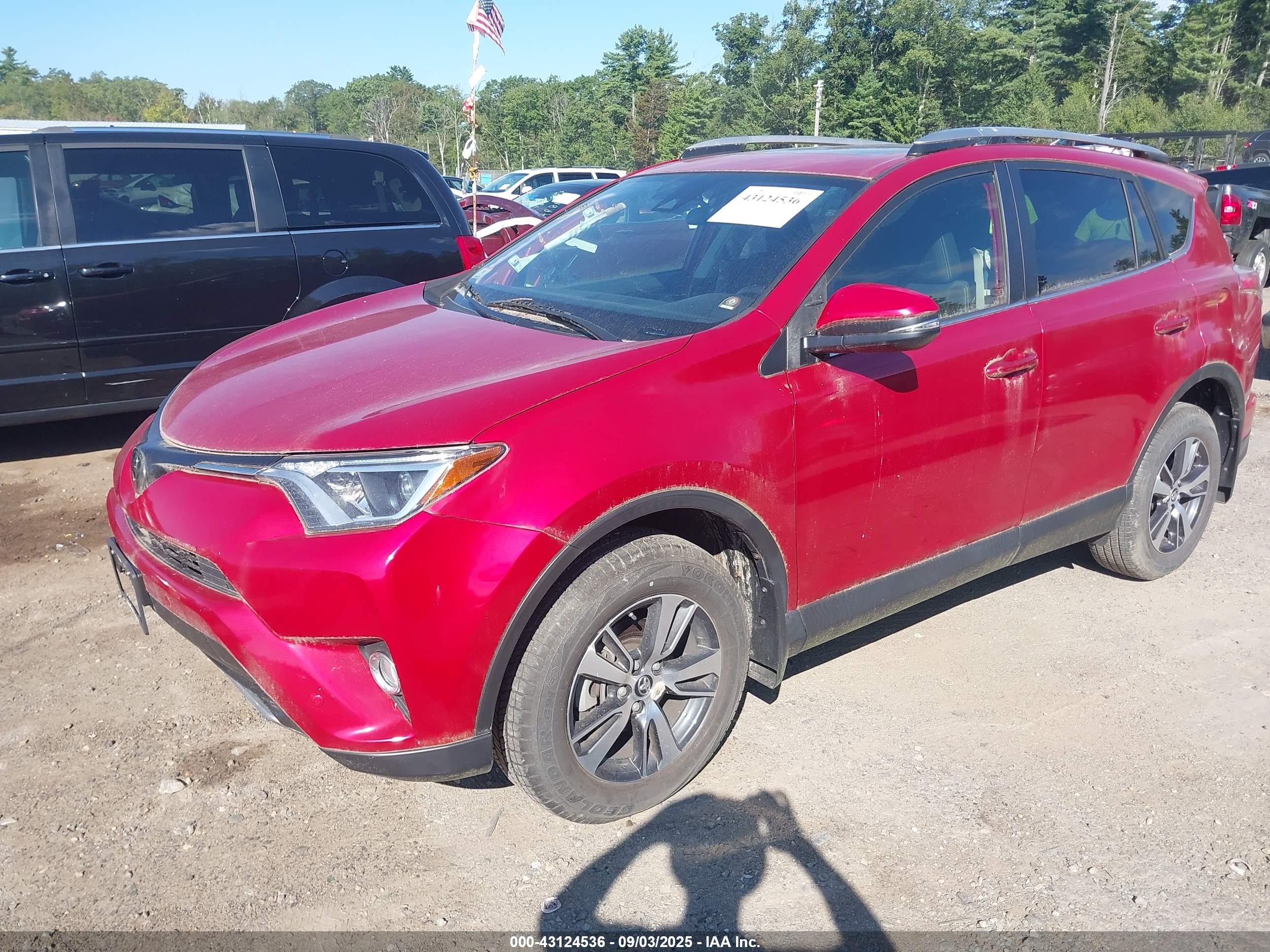 TOYOTA RAV4 image 2