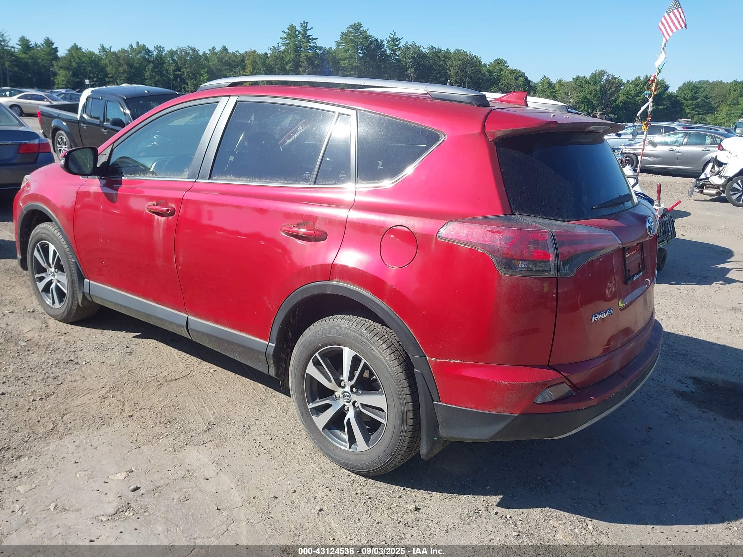 TOYOTA RAV4 image 3