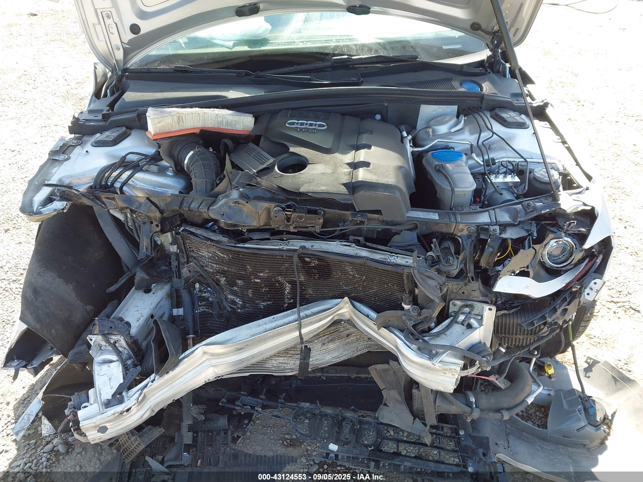 AUDI A4 image 10