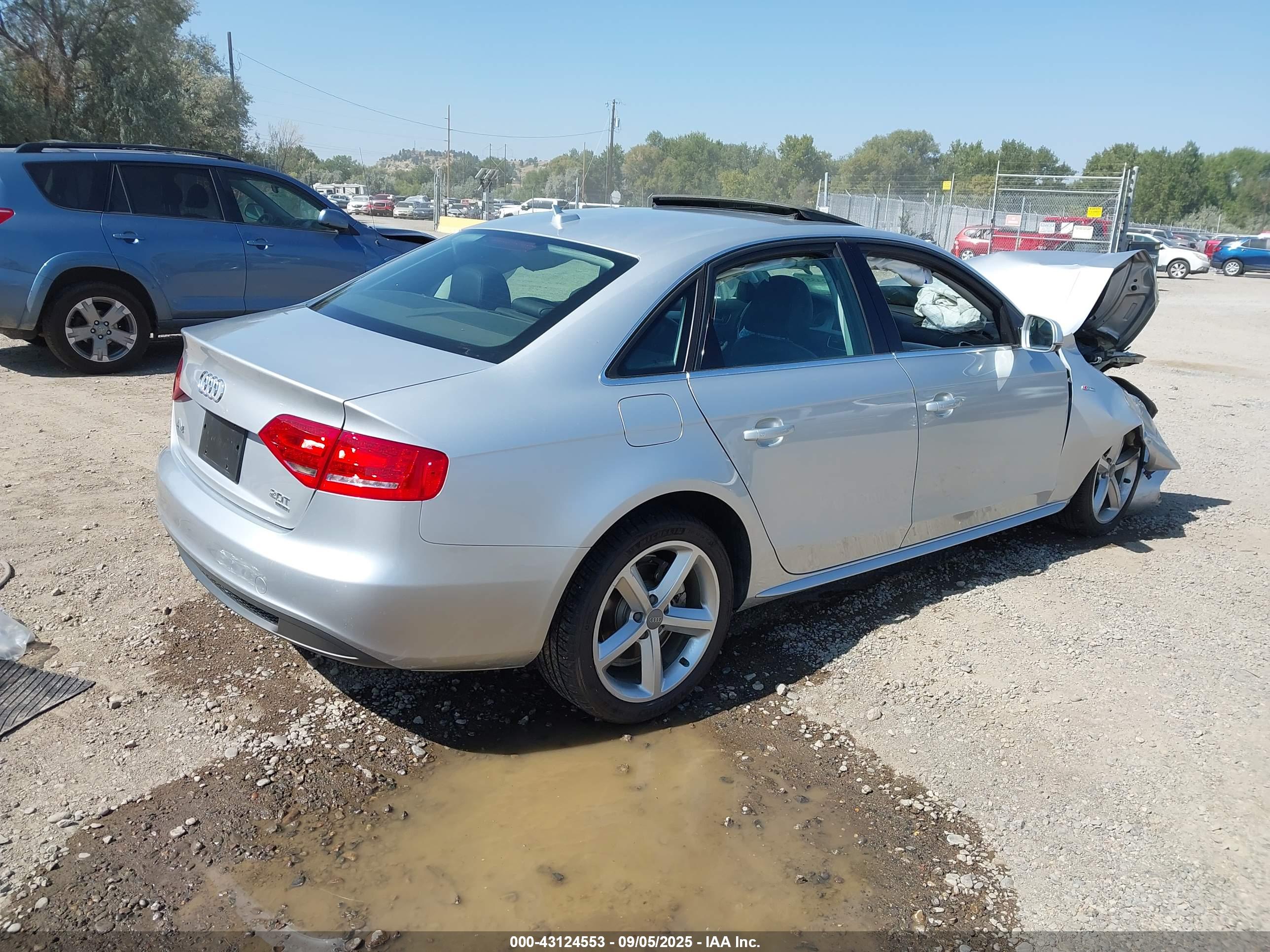 AUDI A4 image 4