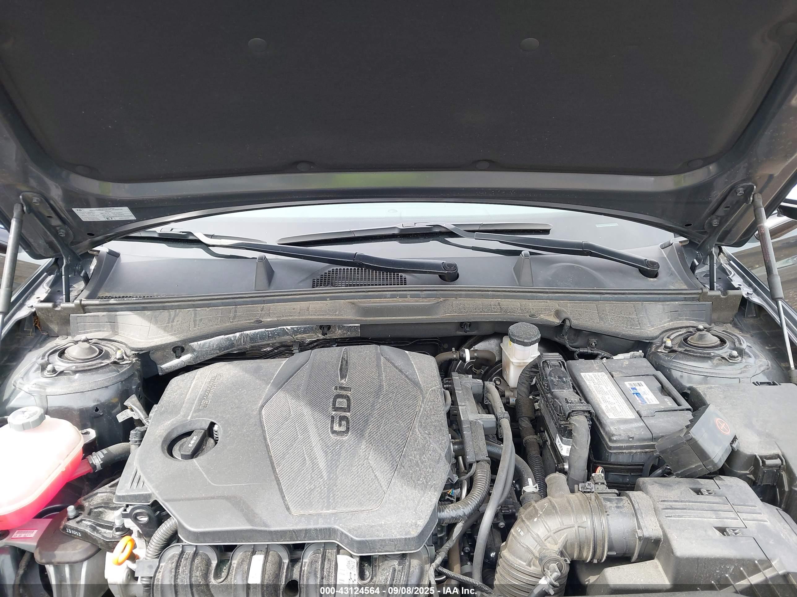 HYUNDAI SONATA image 10