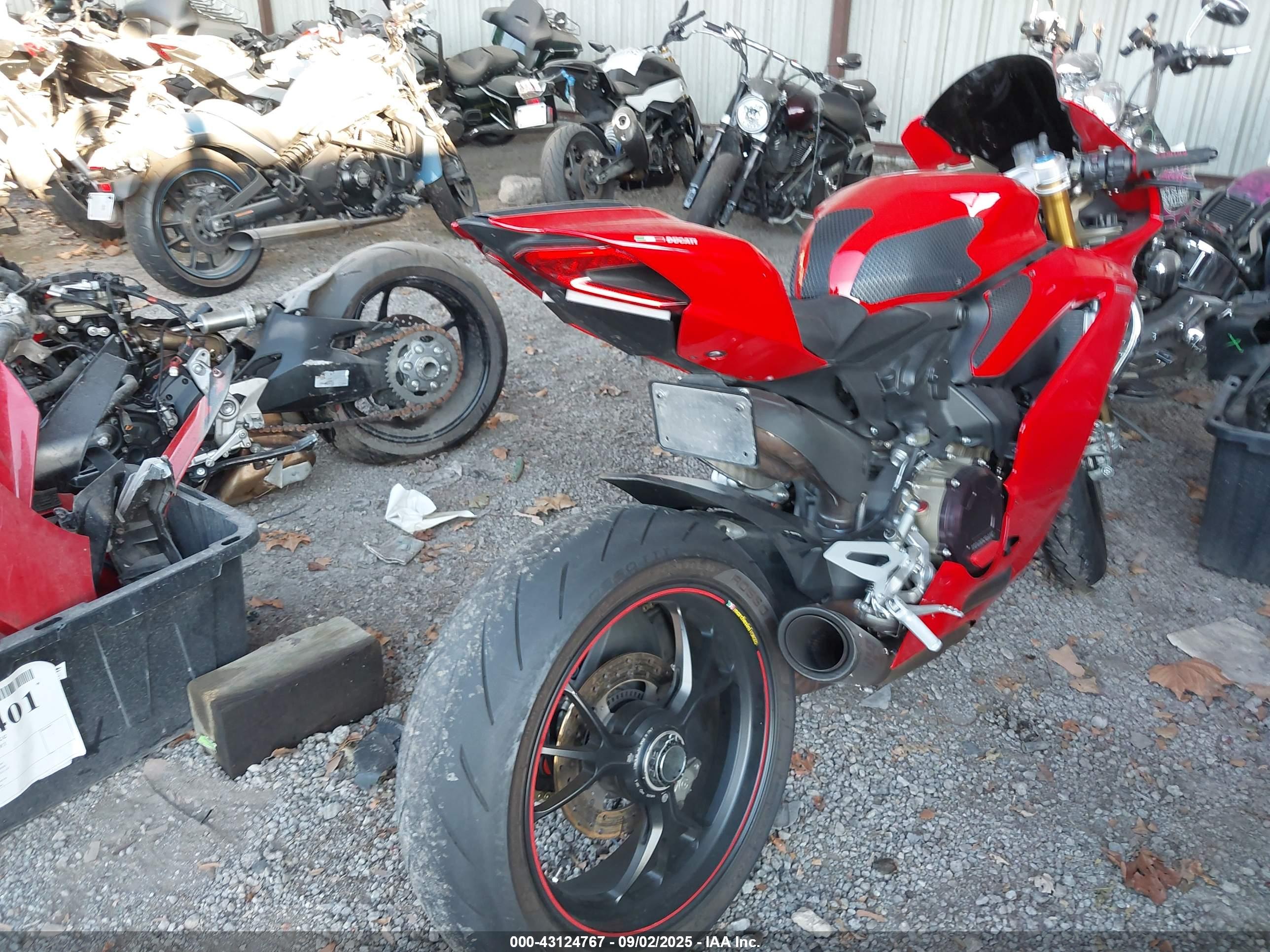 DUCATI SUPERBIKE image 4