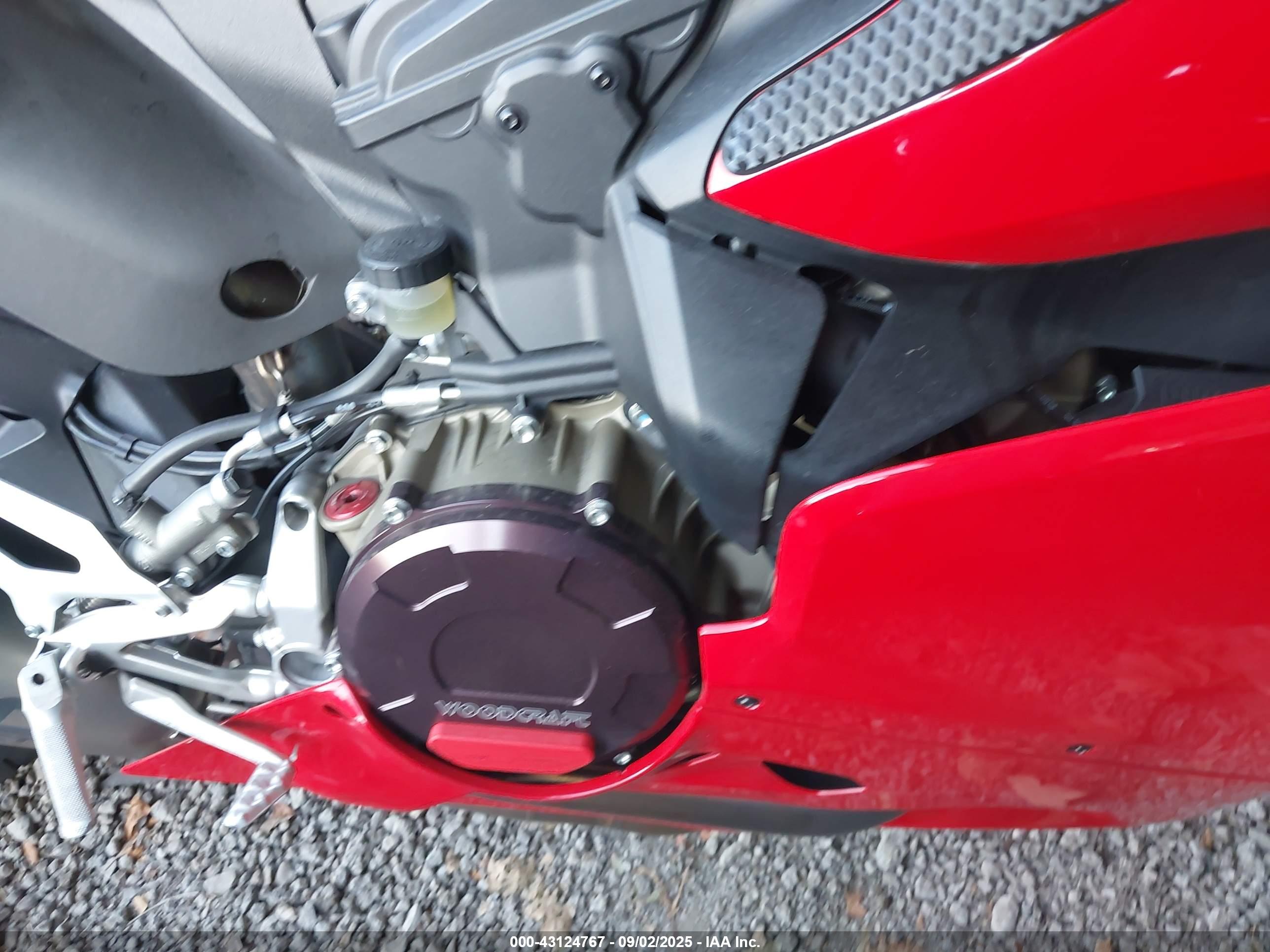 DUCATI SUPERBIKE image 8