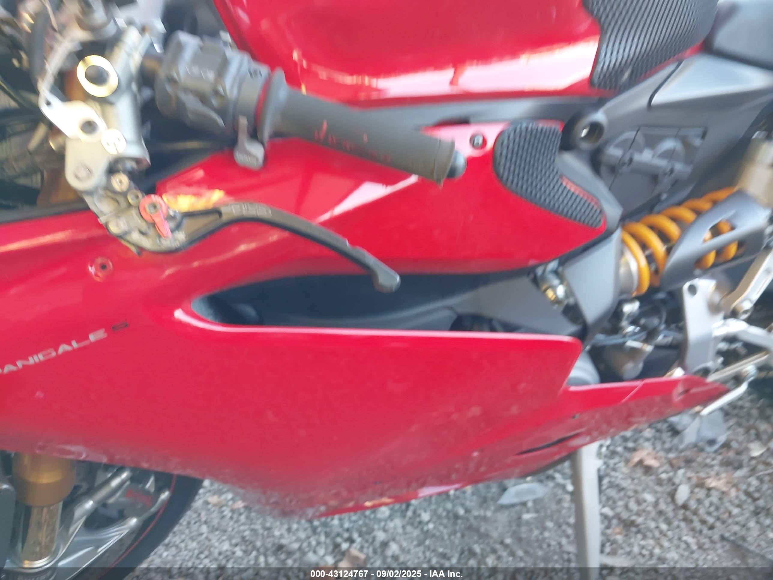 DUCATI SUPERBIKE image 9