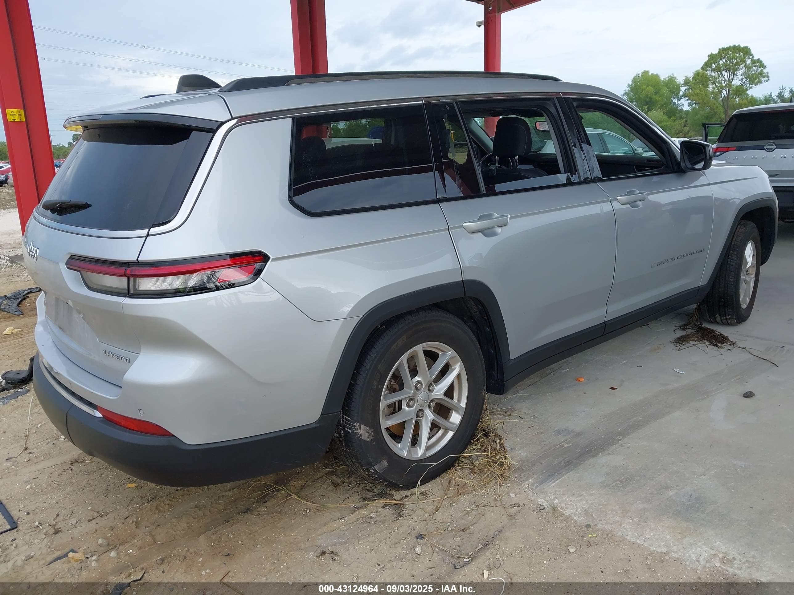 JEEP GRAND image 4