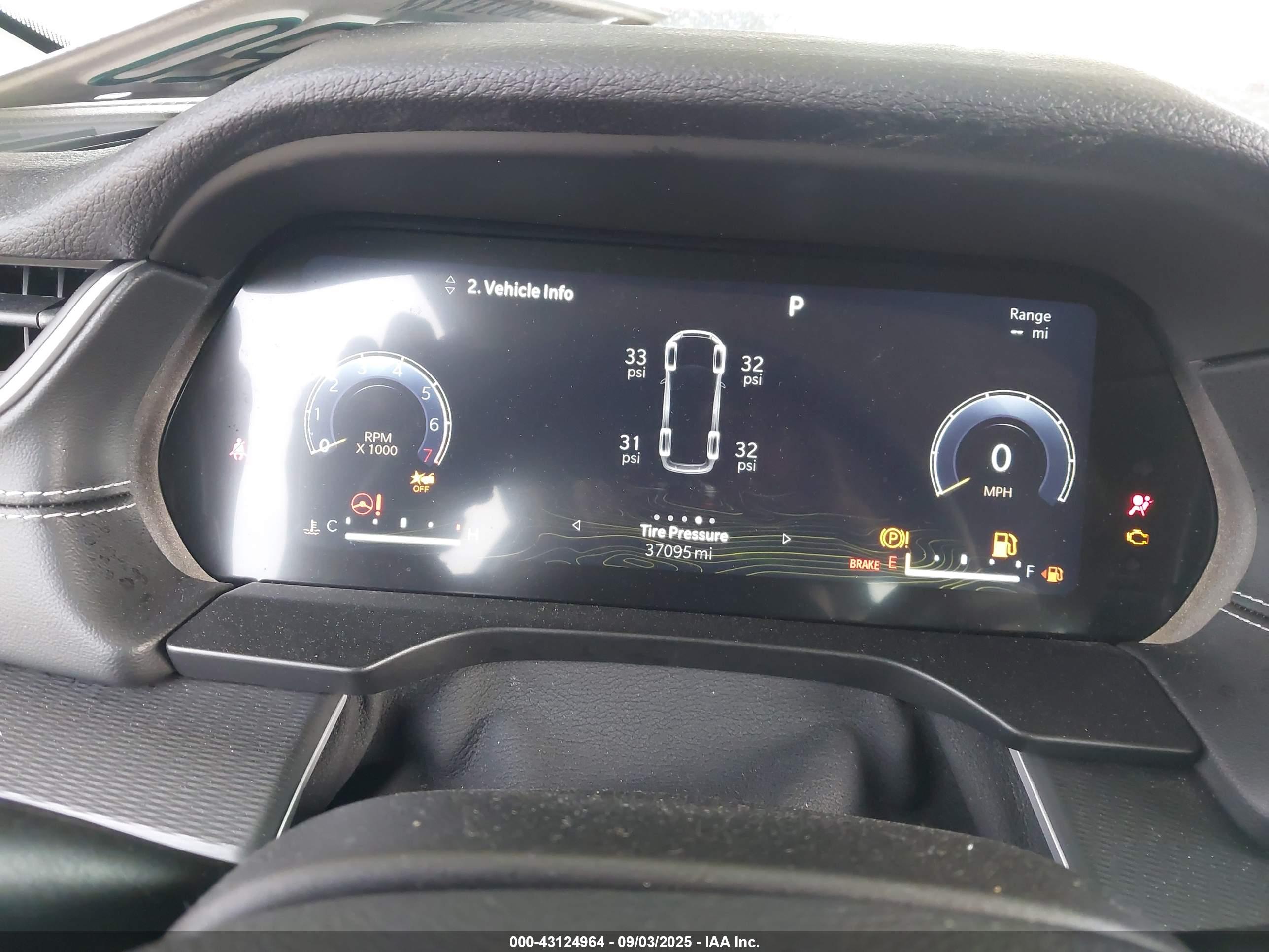 JEEP GRAND image 7