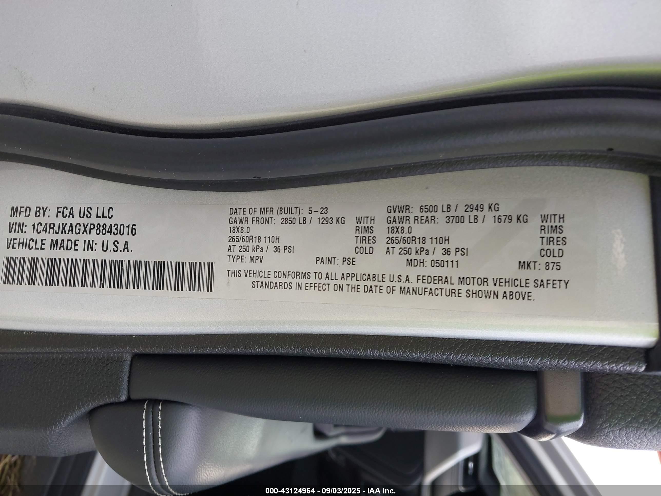 JEEP GRAND image 9