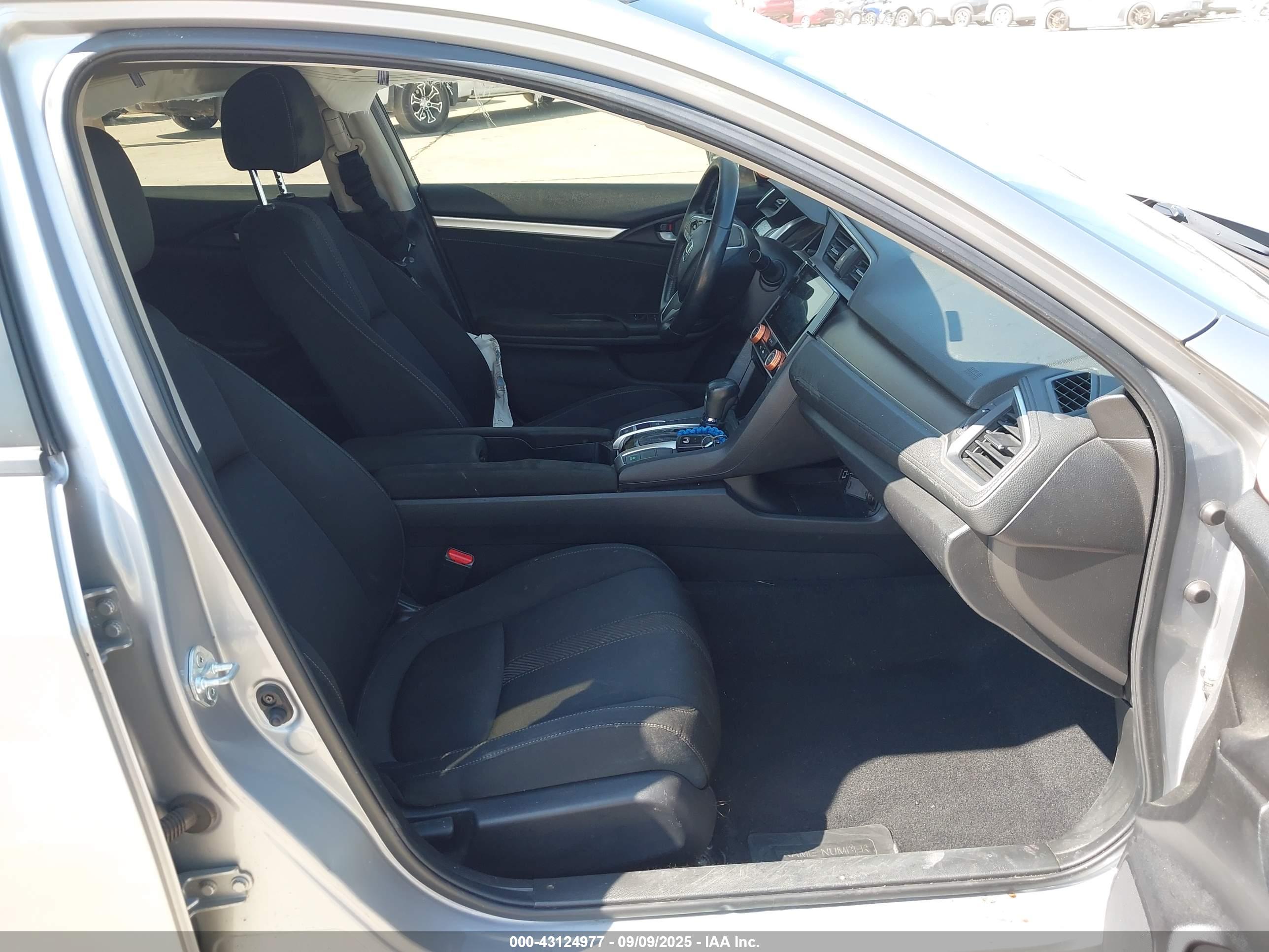 HONDA CIVIC image 5
