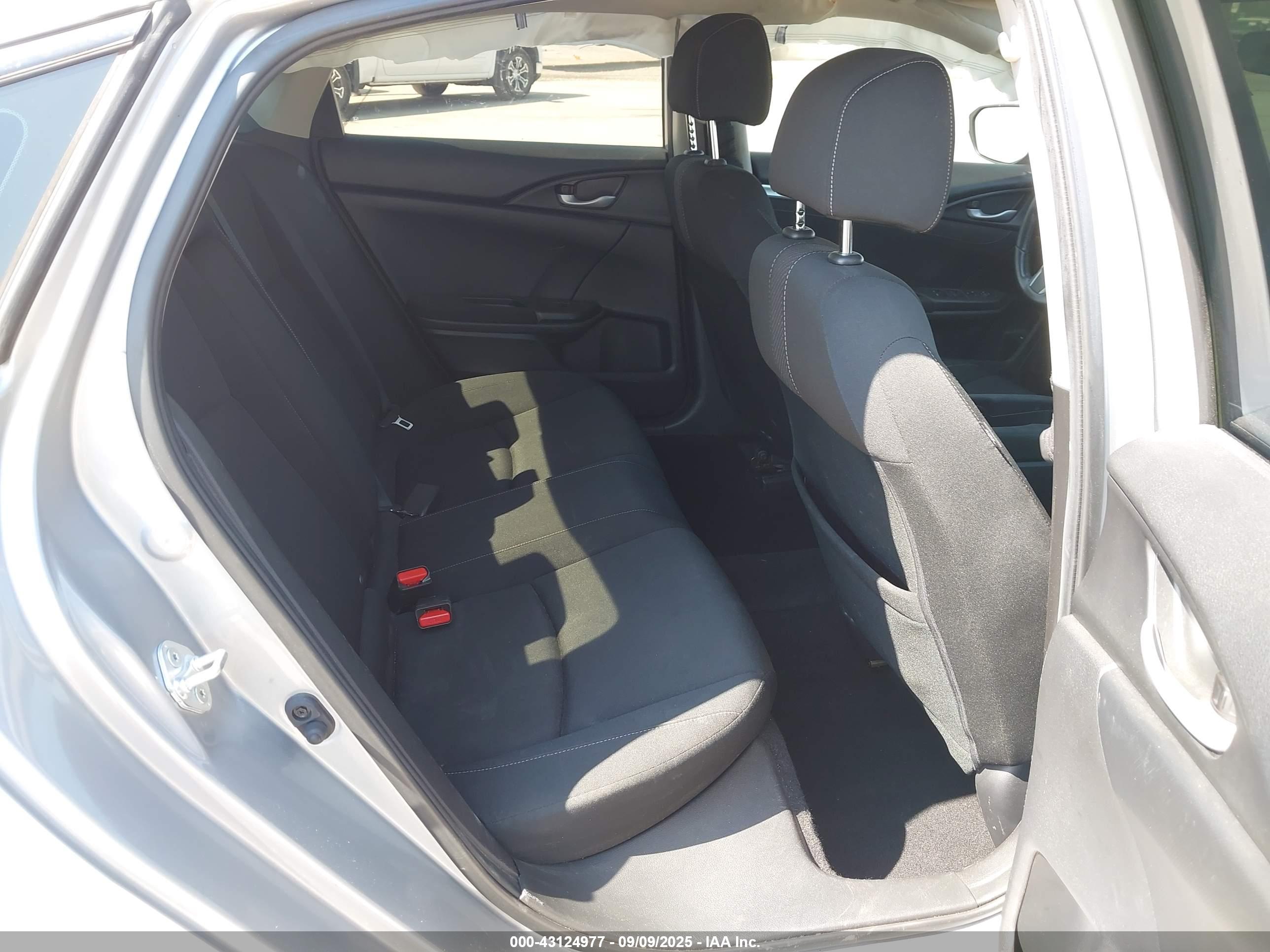 HONDA CIVIC image 8