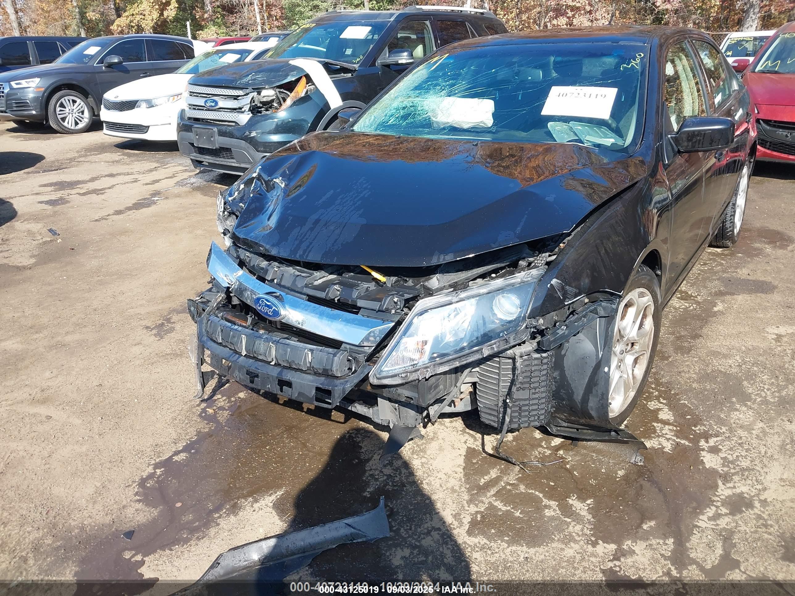 FORD FUSION image 6