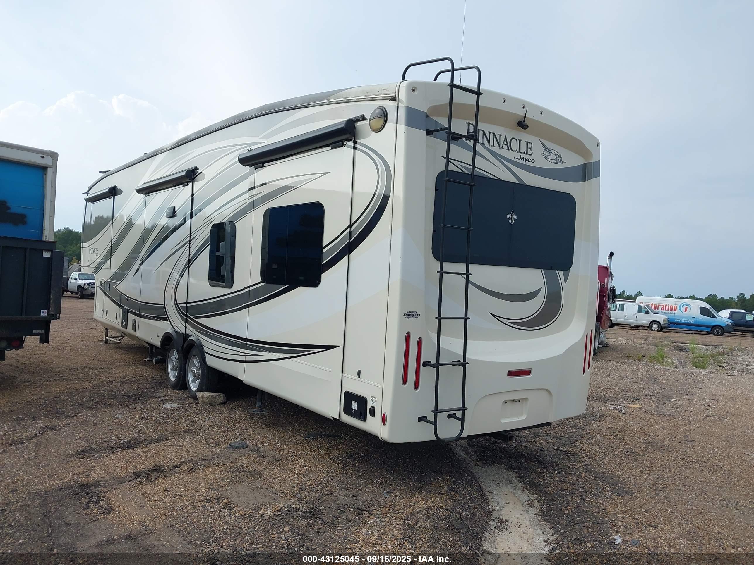 JAYCO 43FT image 3