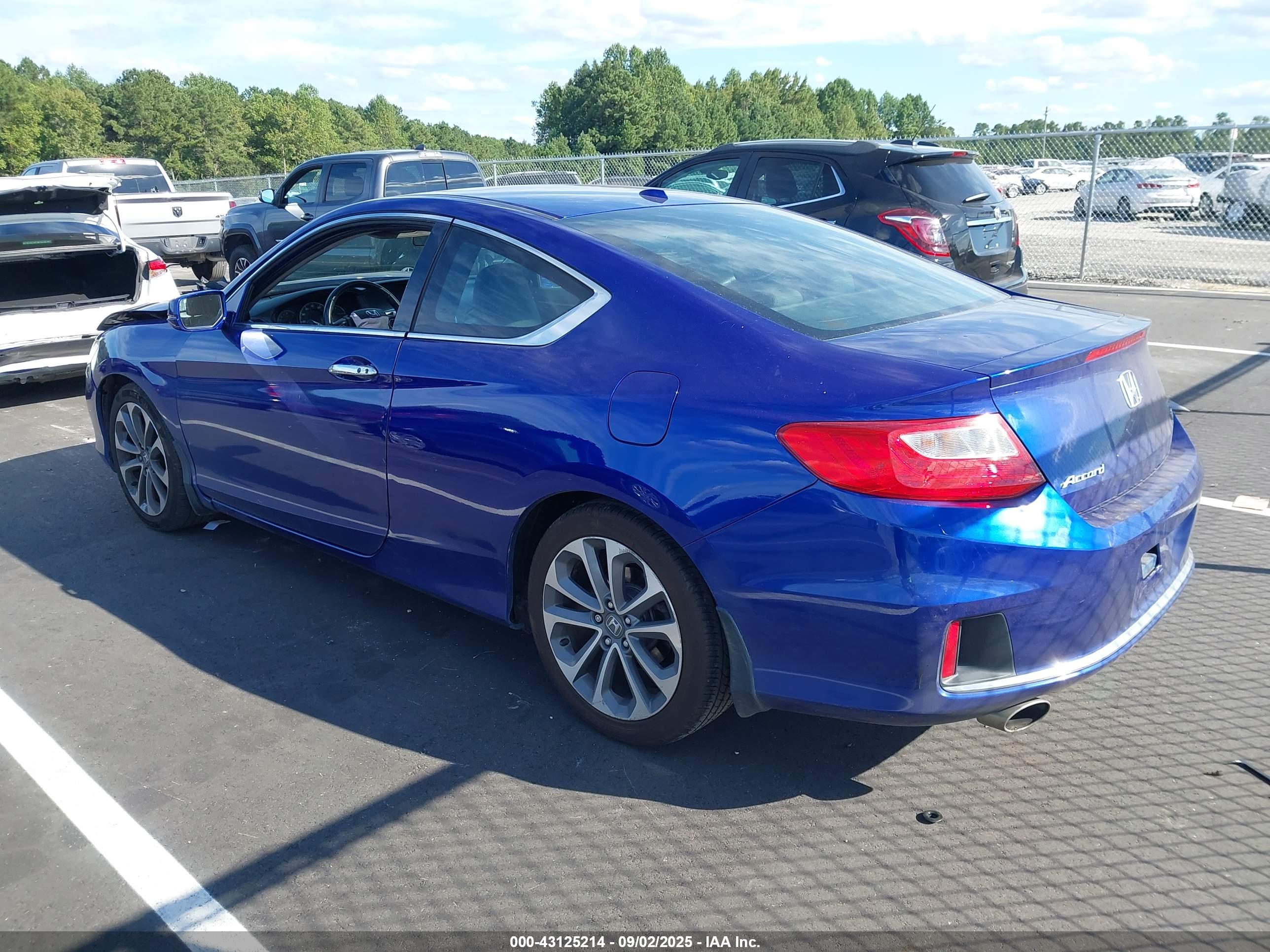 HONDA ACCORD image 3