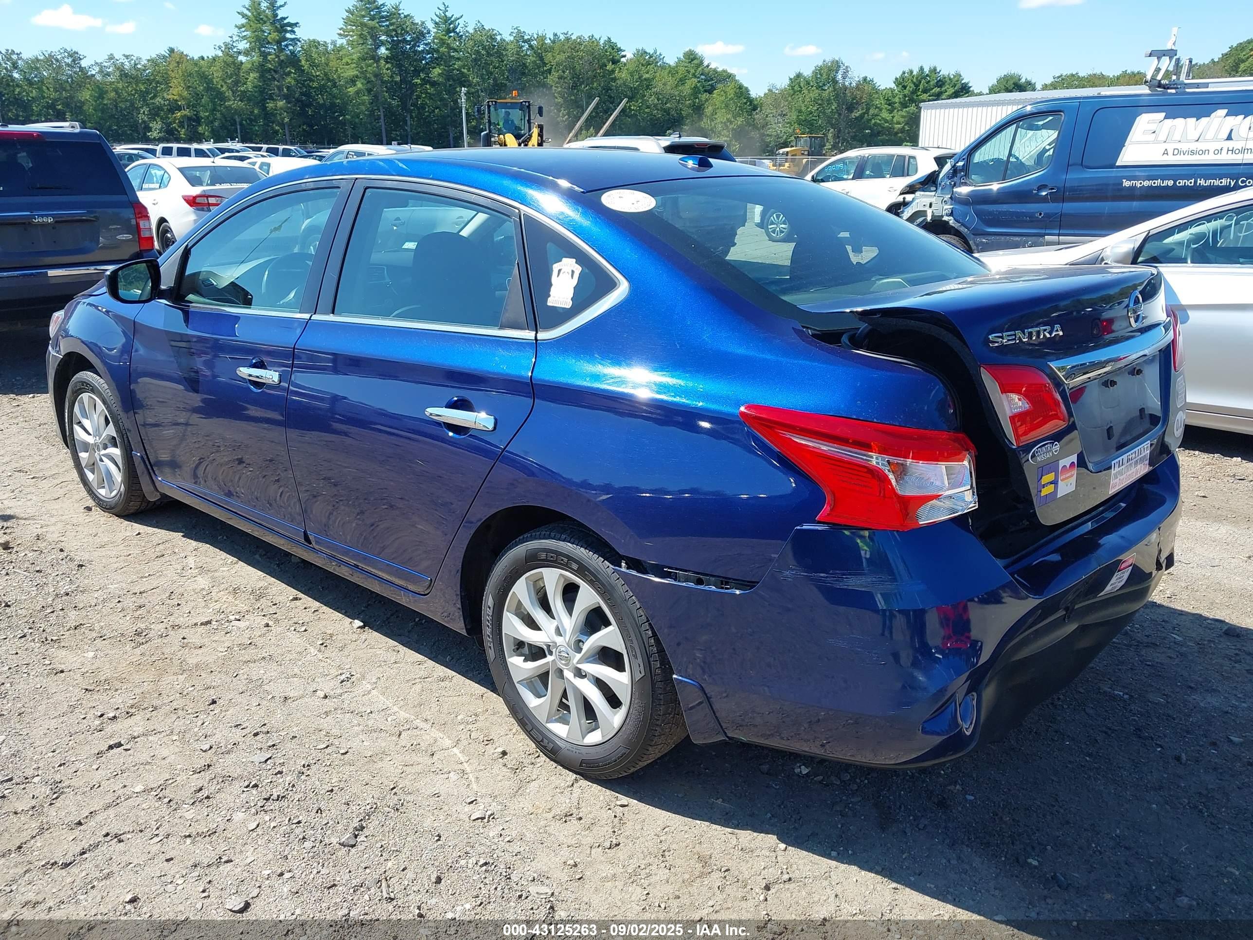 NISSAN SENTRA image 3
