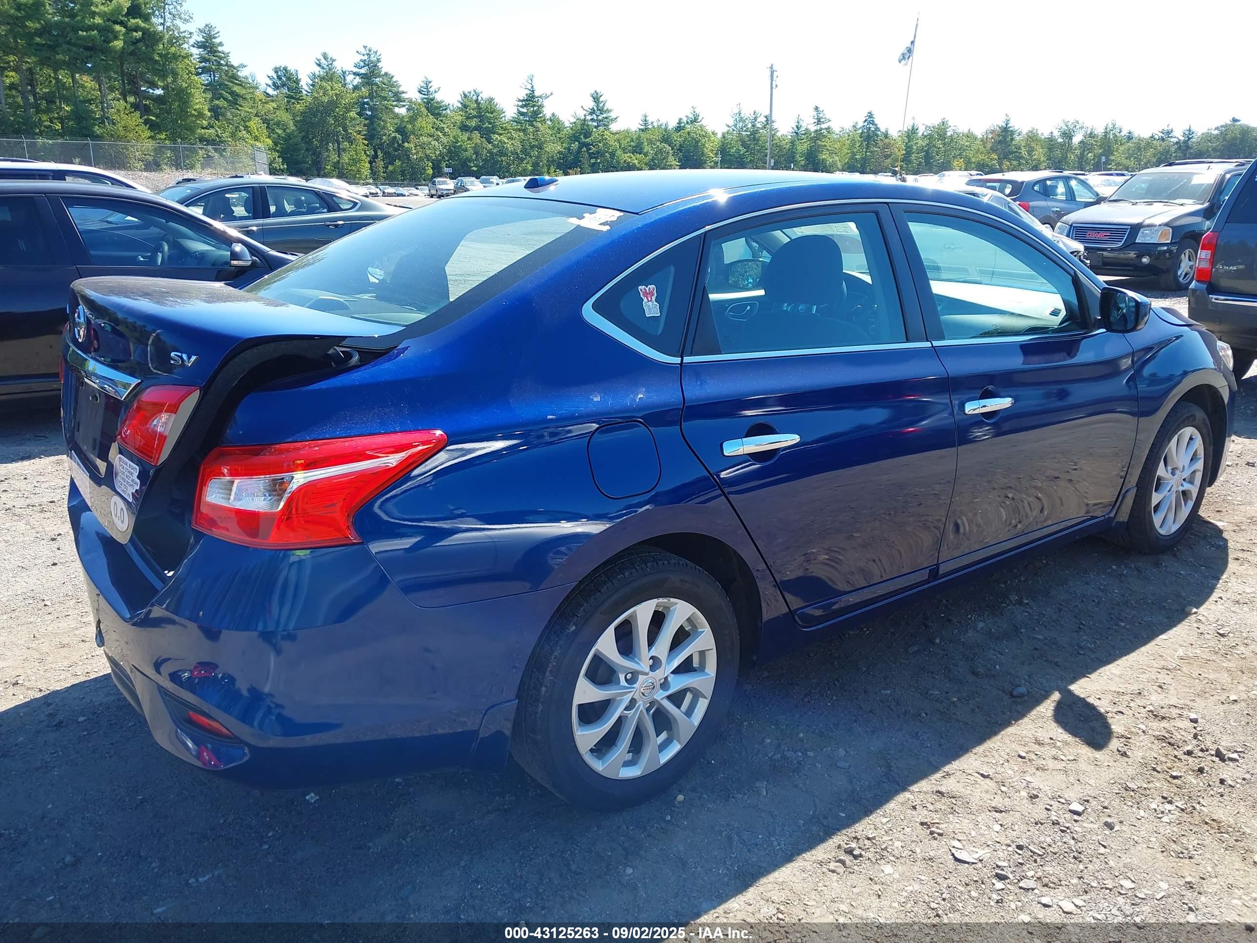 NISSAN SENTRA image 4