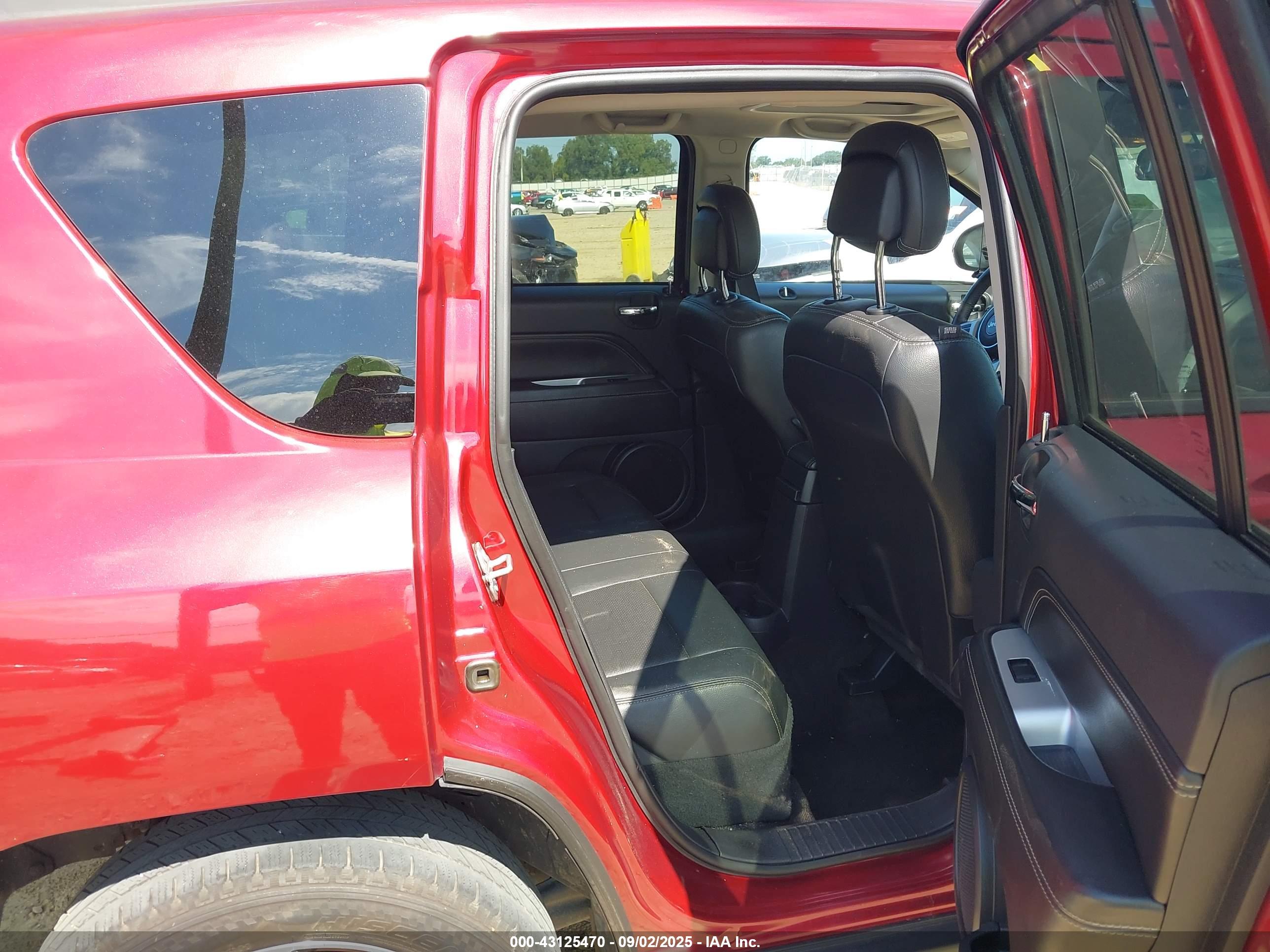 JEEP COMPASS image 8