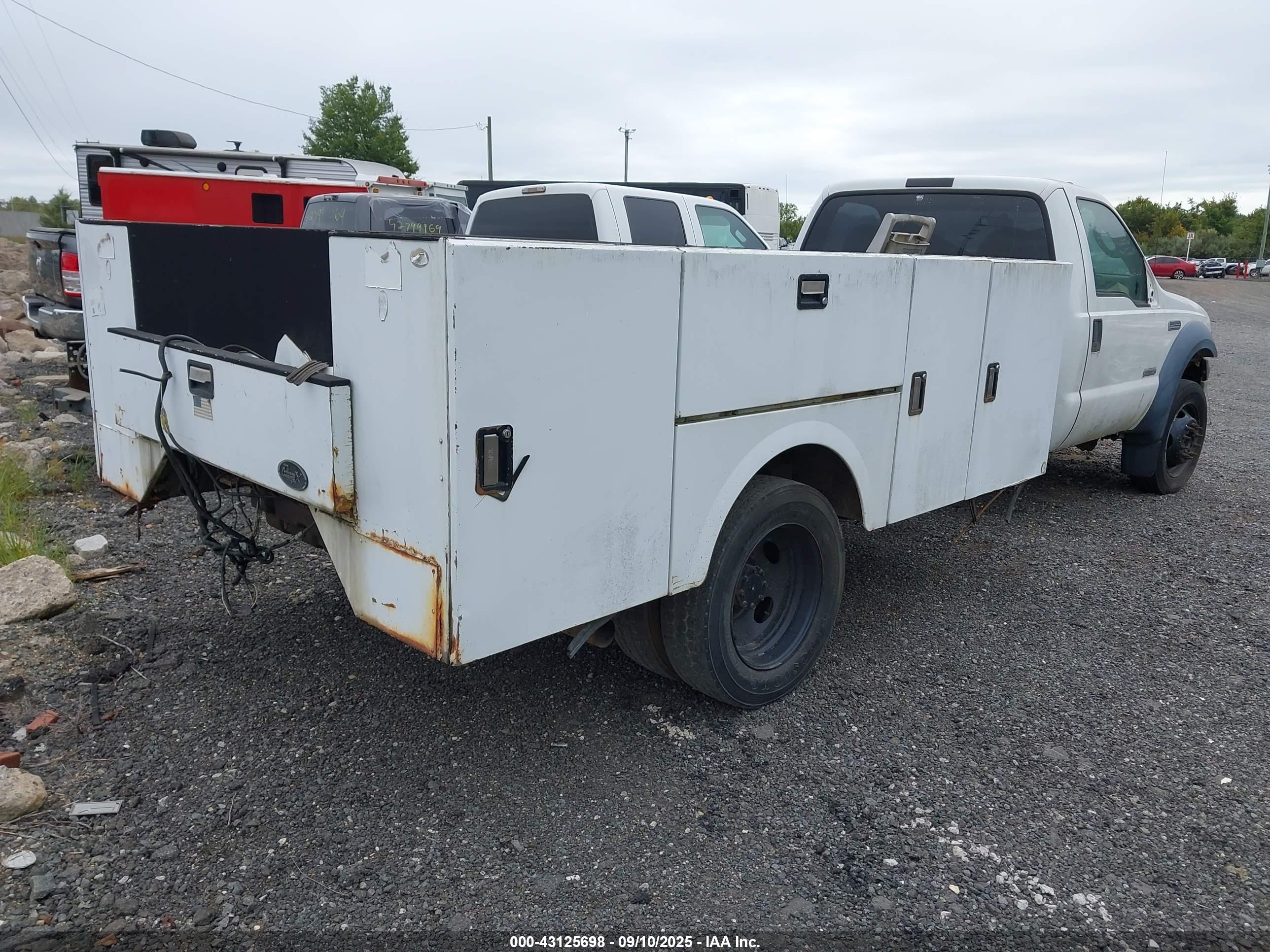 FORD F-450 image 4