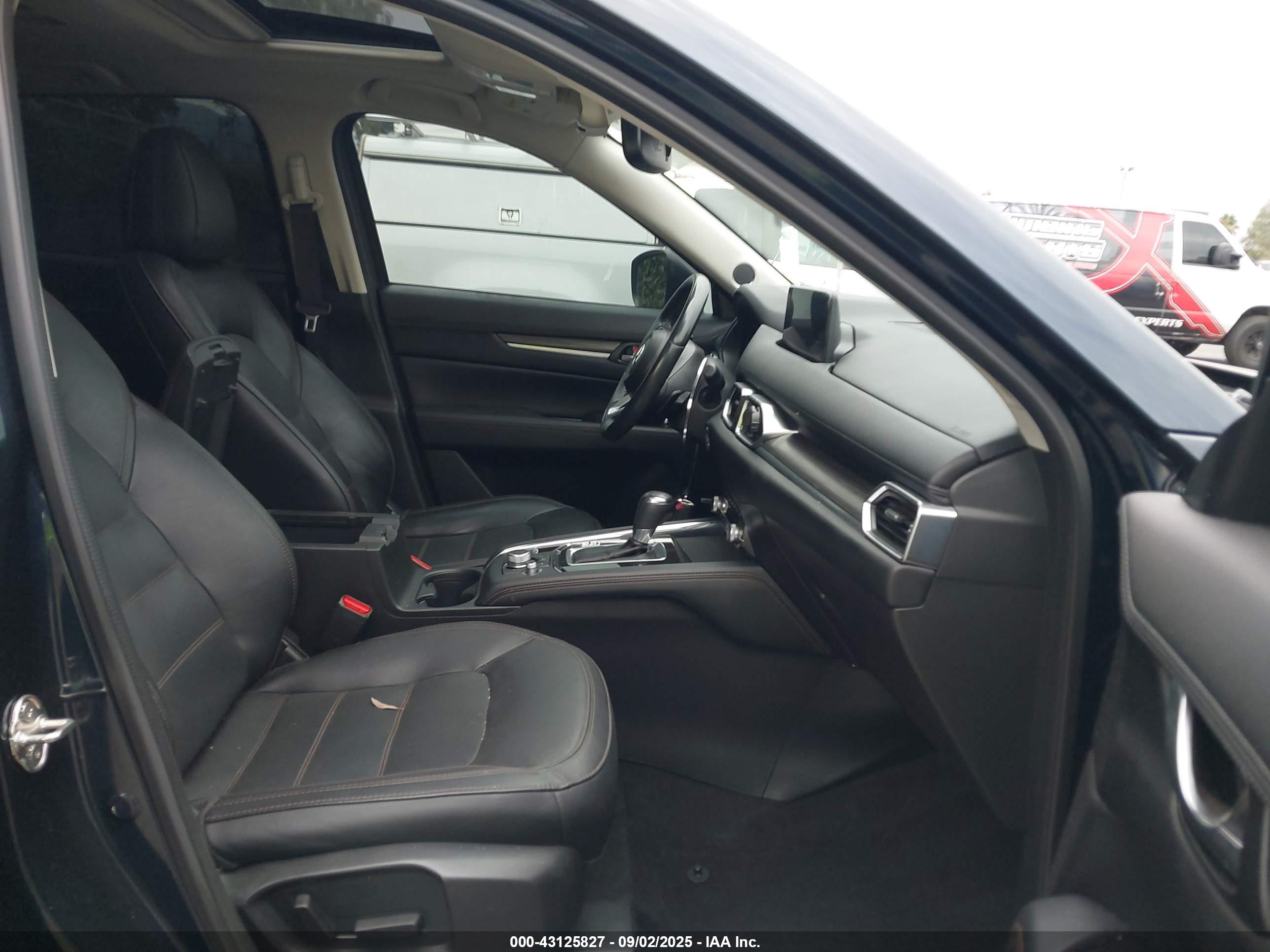 MAZDA CX-5 image 5