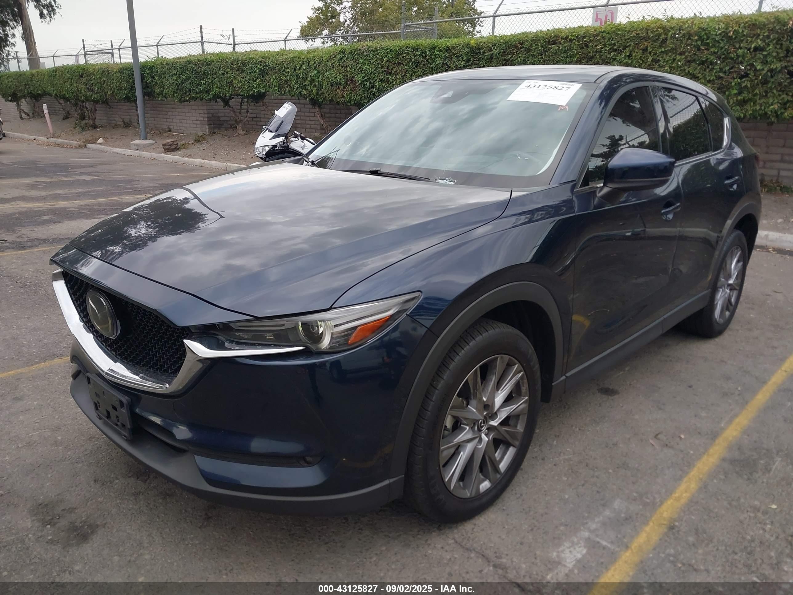 MAZDA CX-5 image 6