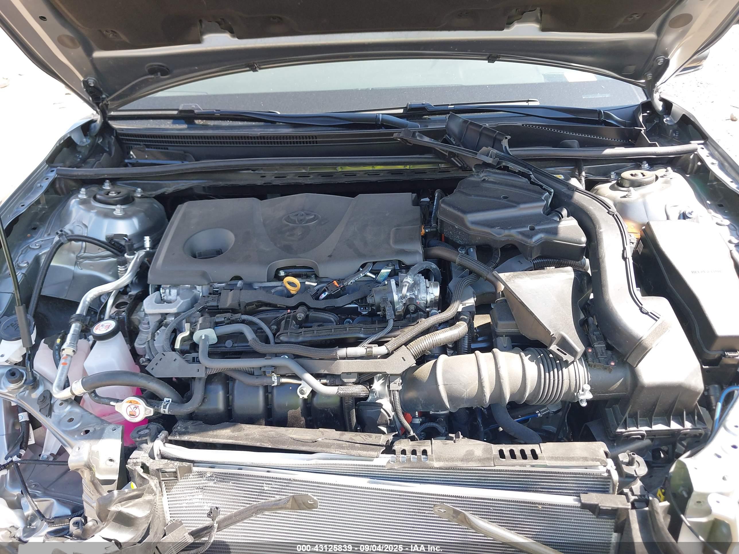 TOYOTA CAMRY image 10