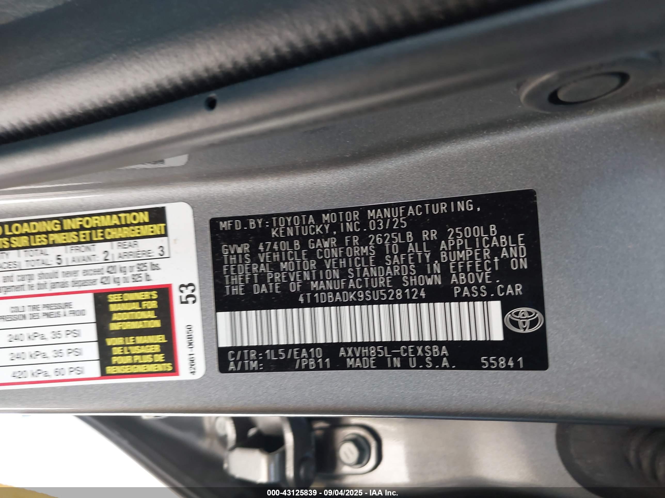 TOYOTA CAMRY image 9