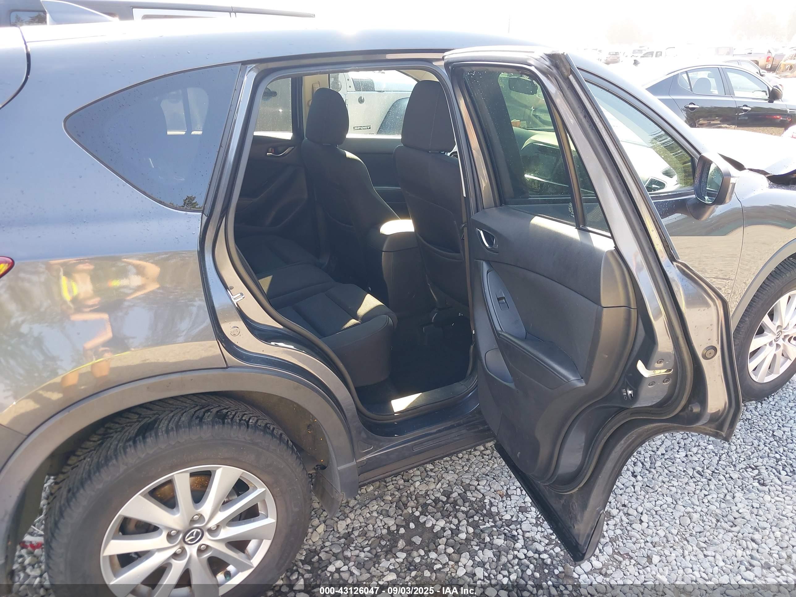 MAZDA CX-5 image 8