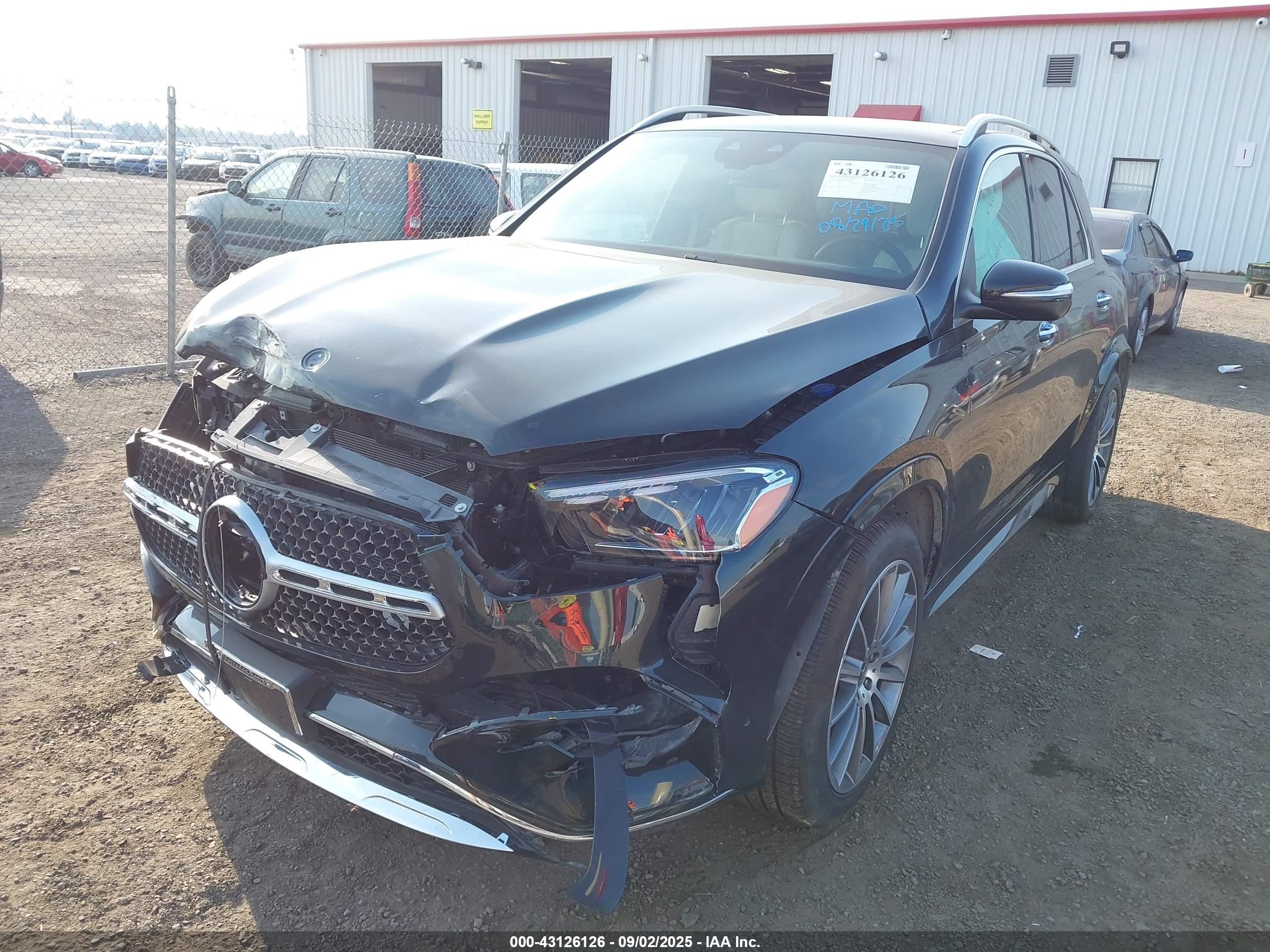 MERCEDES-BENZ GLE image 2