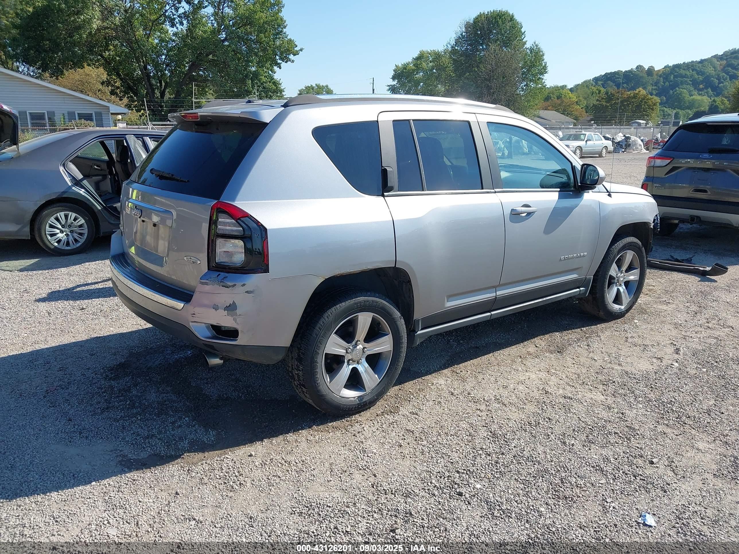 JEEP COMPASS image 4