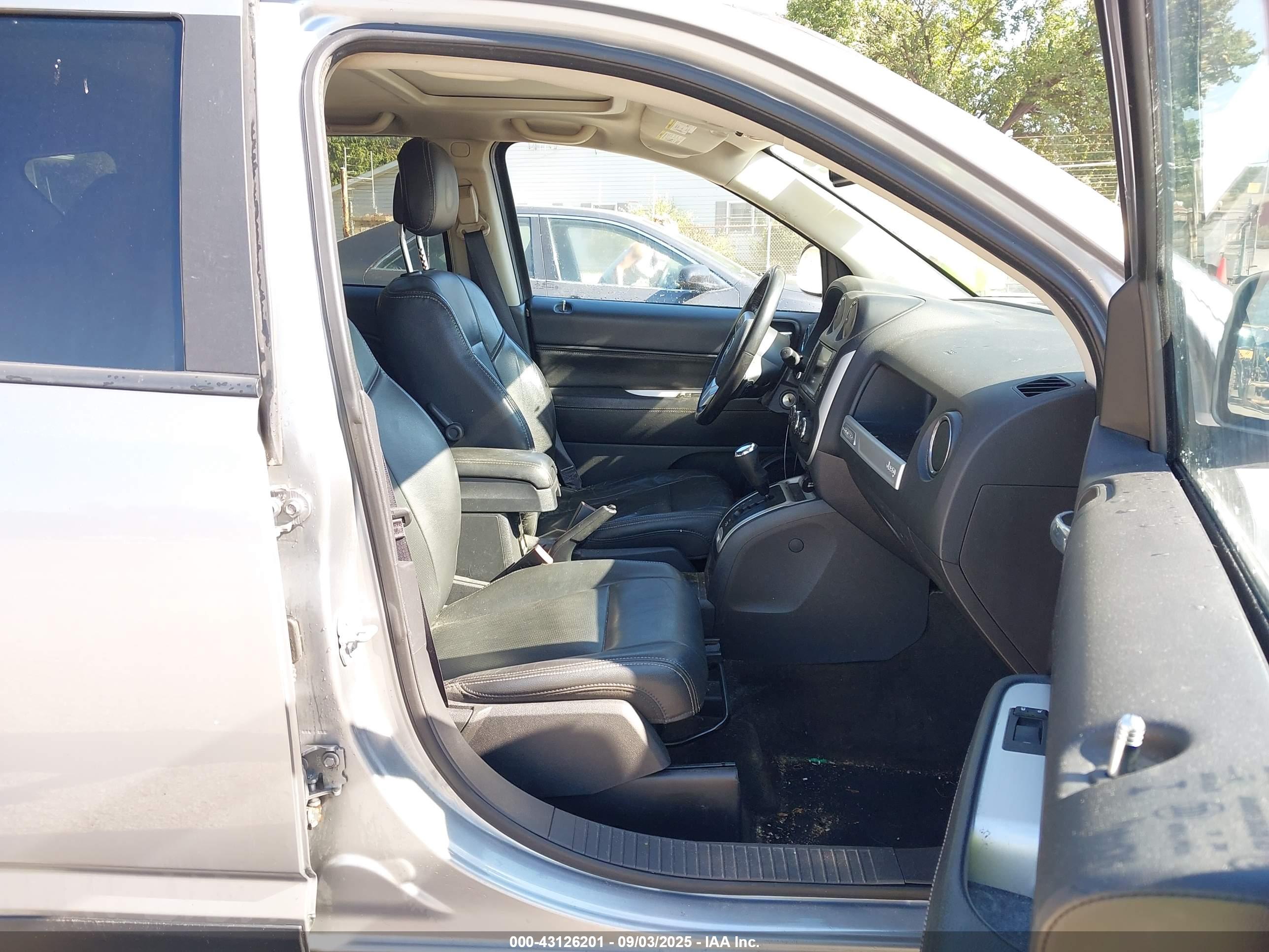 JEEP COMPASS image 5
