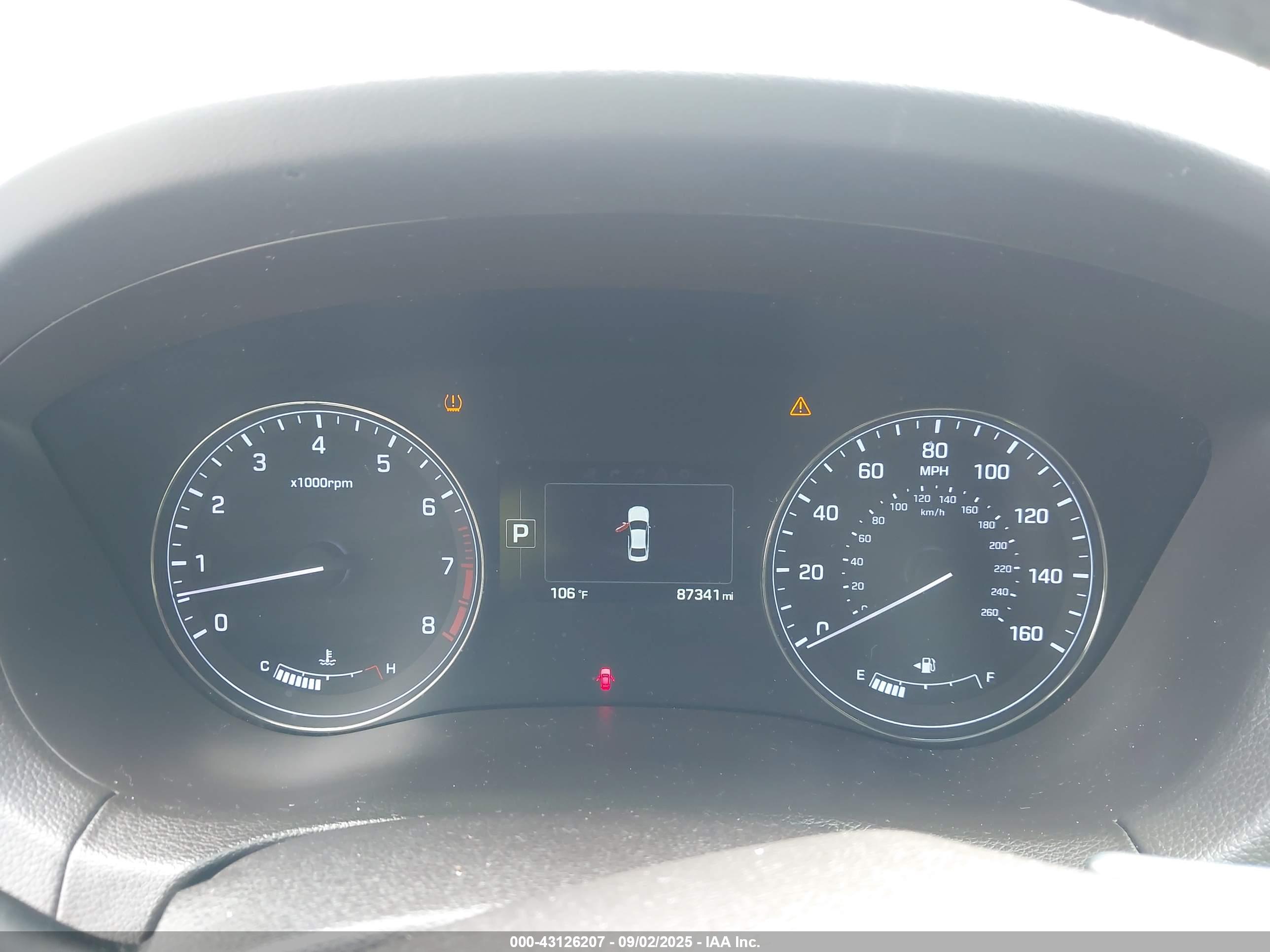 HYUNDAI GENESIS image 7