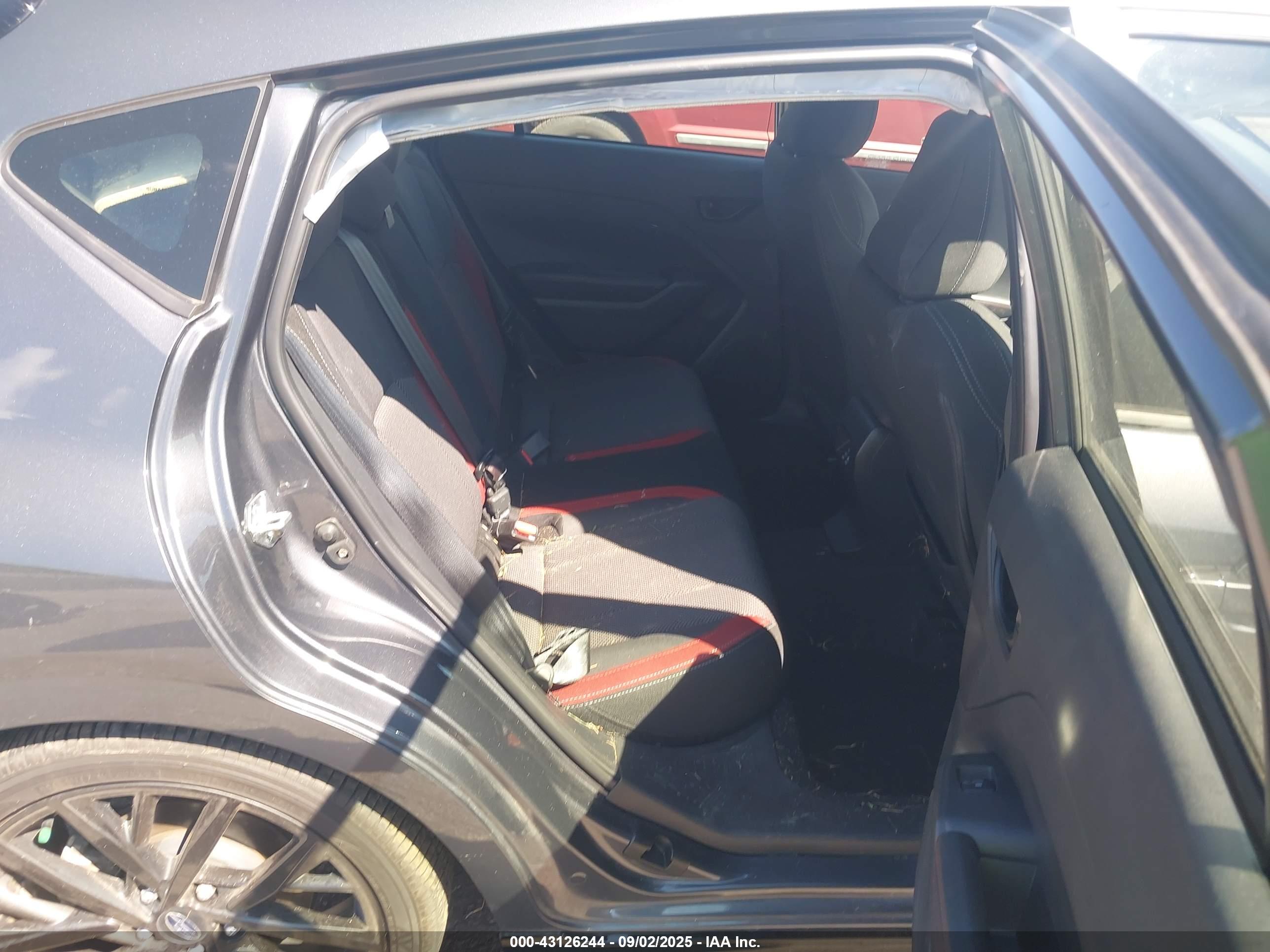 SUBARU IMPREZA image 8