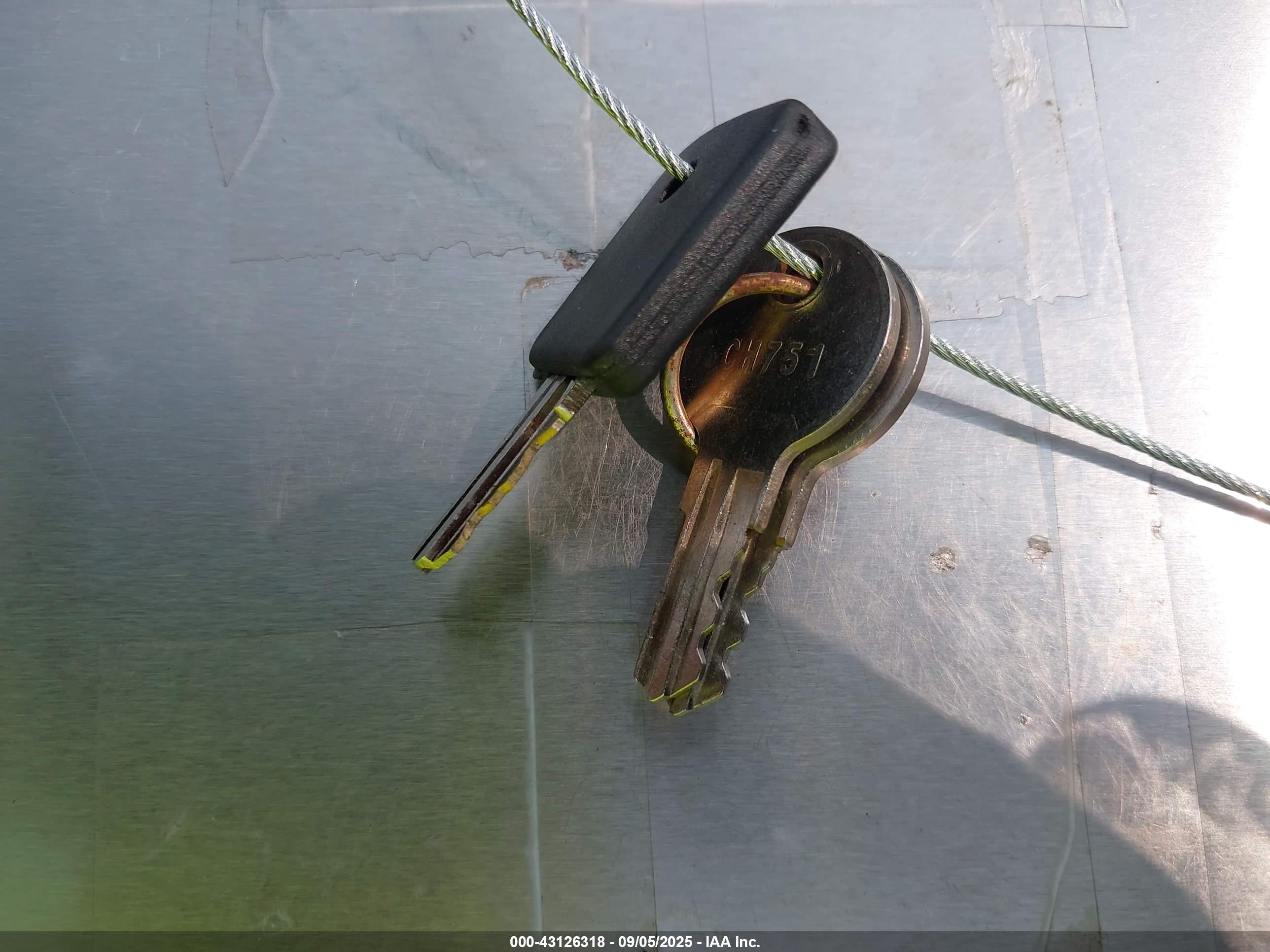 TRACKER MARINE image 11
