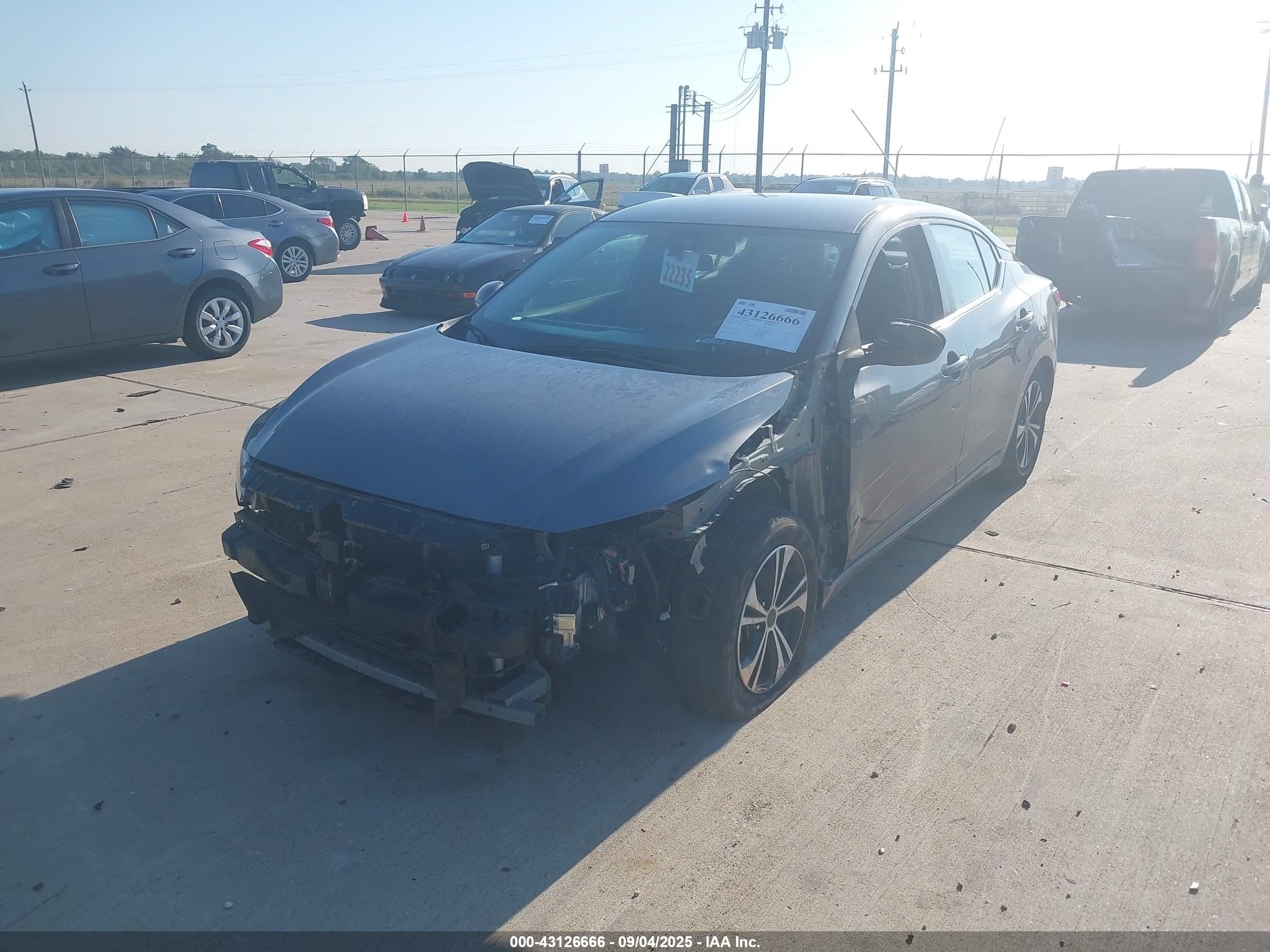 NISSAN SENTRA image 6