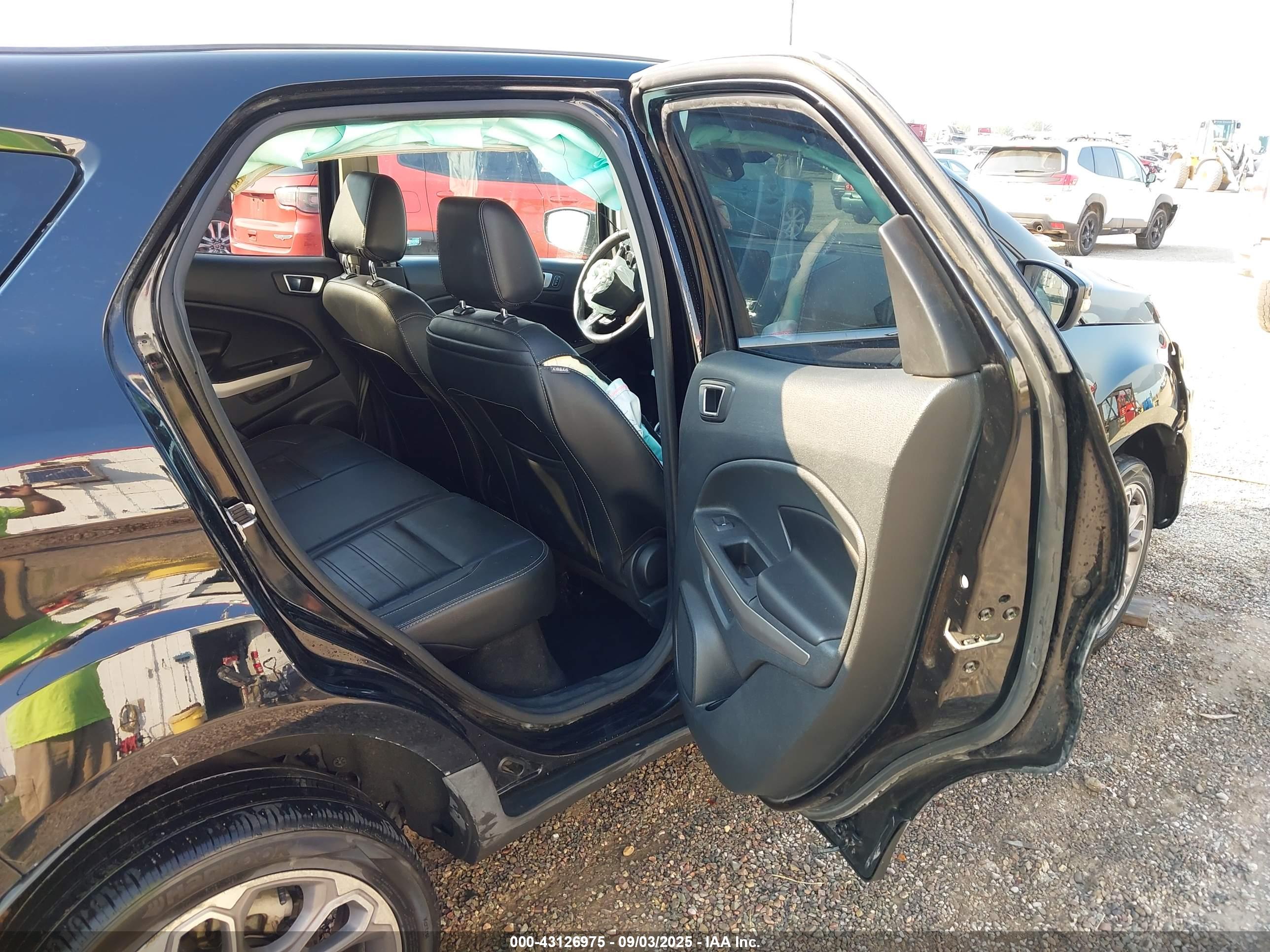 FORD ECOSPORT image 8