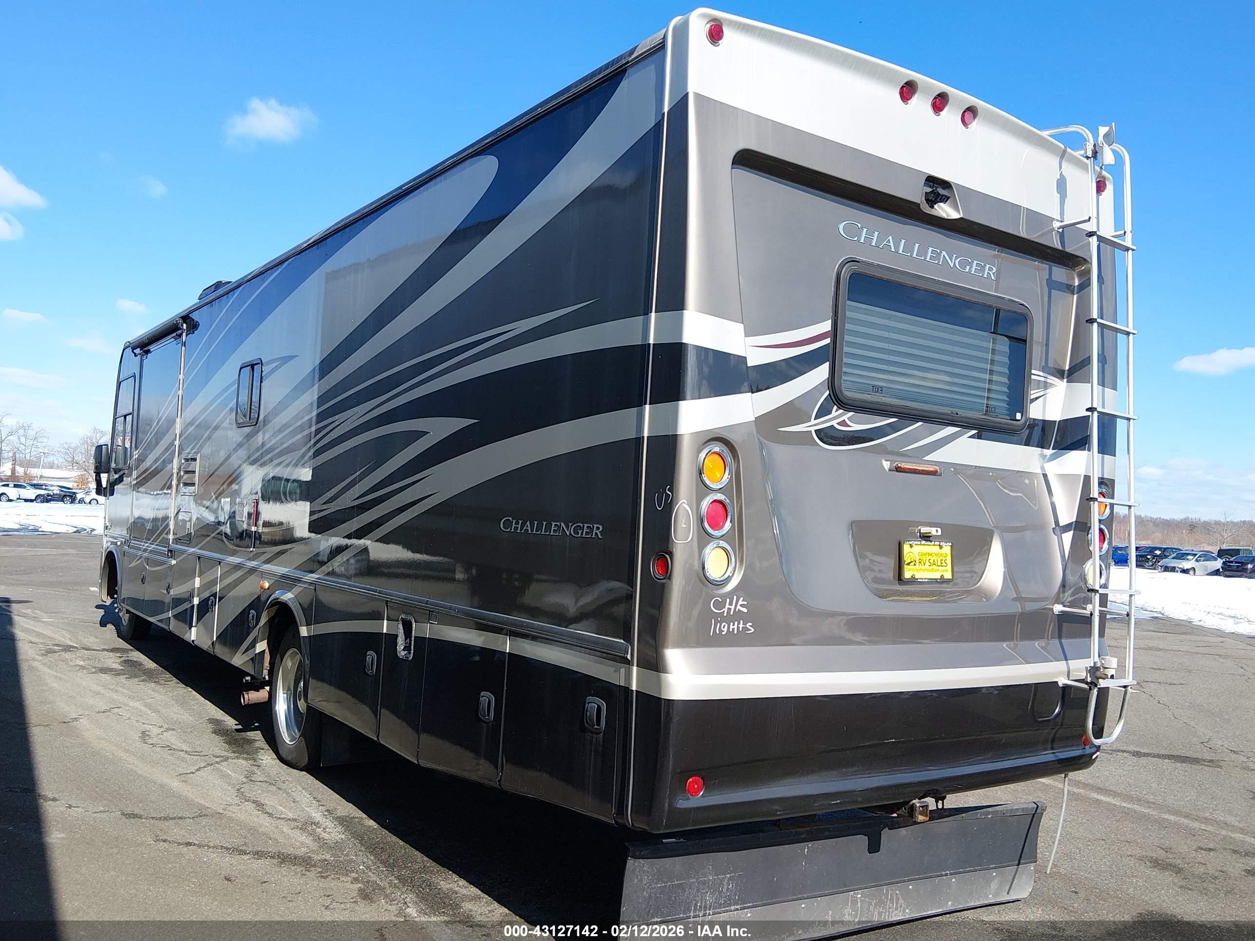 FORD MOTORHOME image 3