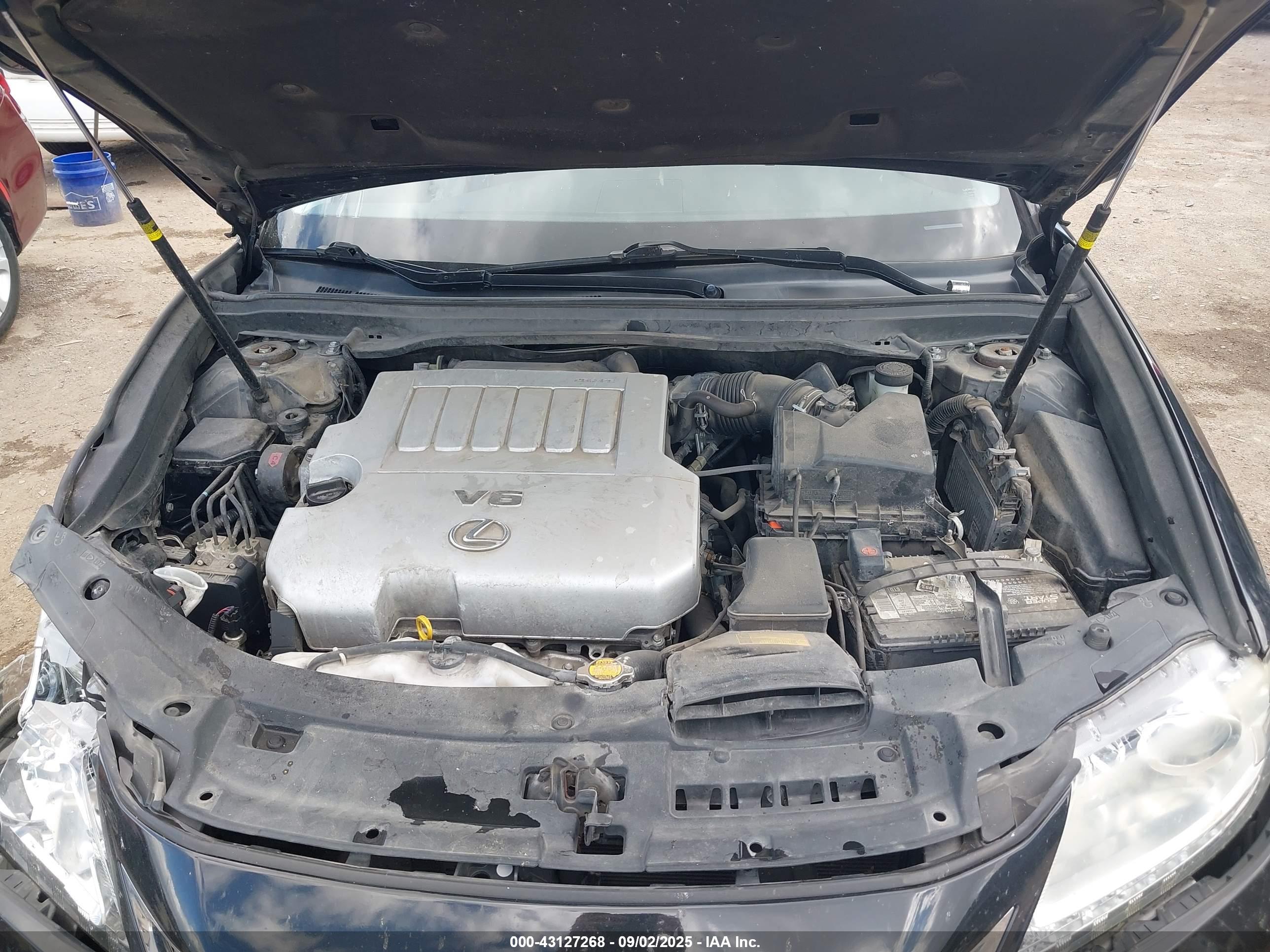 LEXUS ES image 10