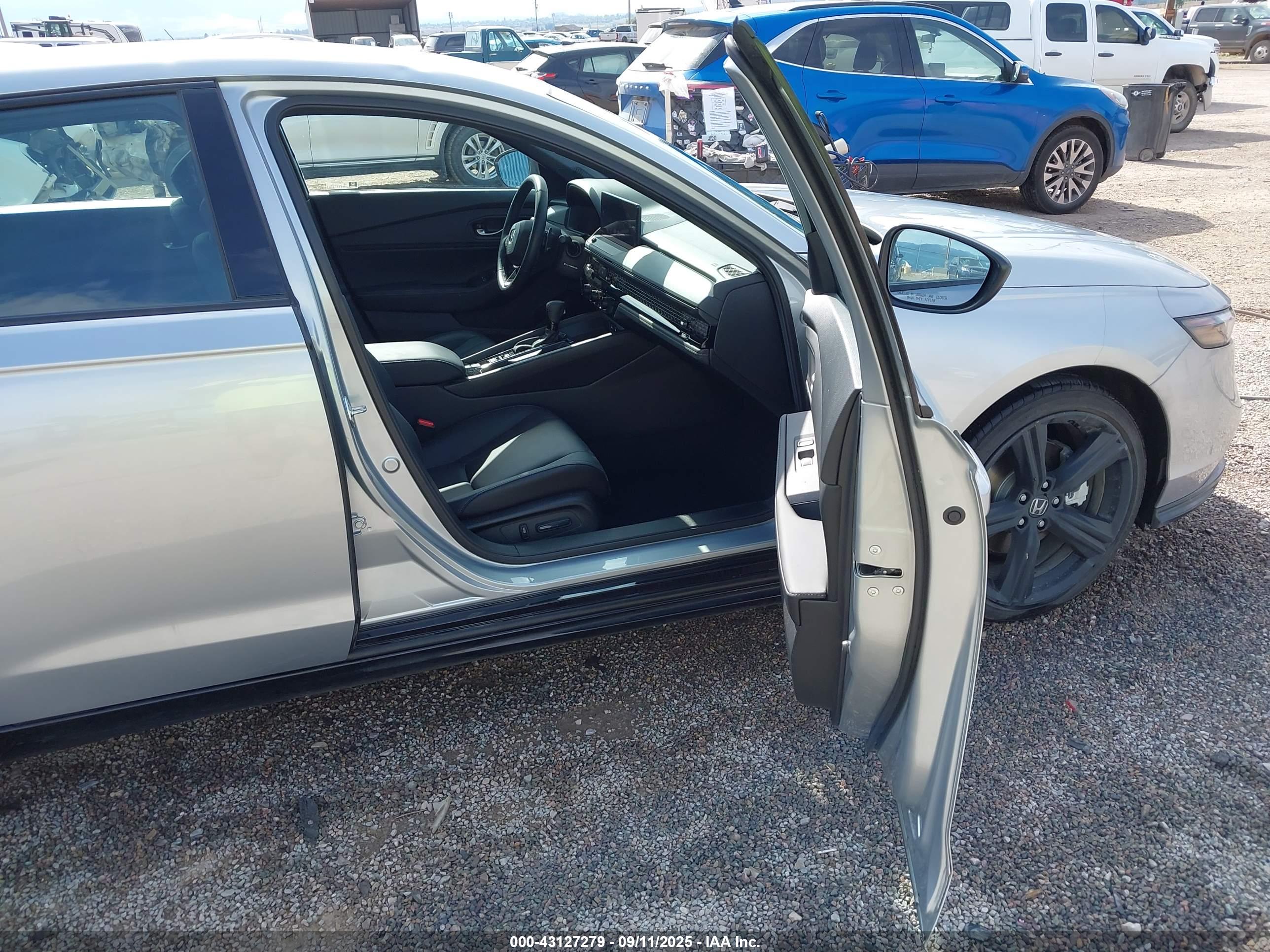 HONDA ACCORD image 5